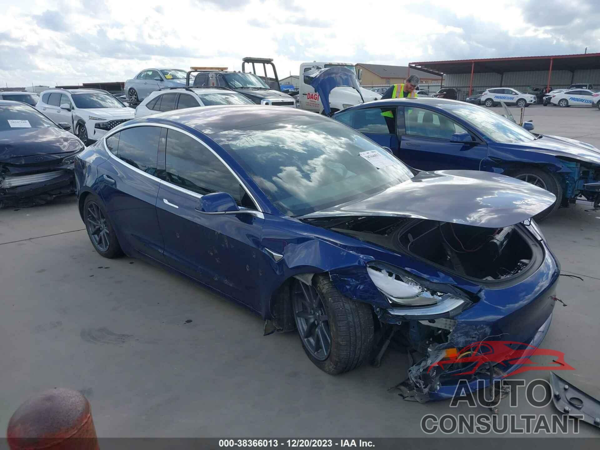 TESLA MODEL 3 2018 - 5YJ3E1EA5JF032564