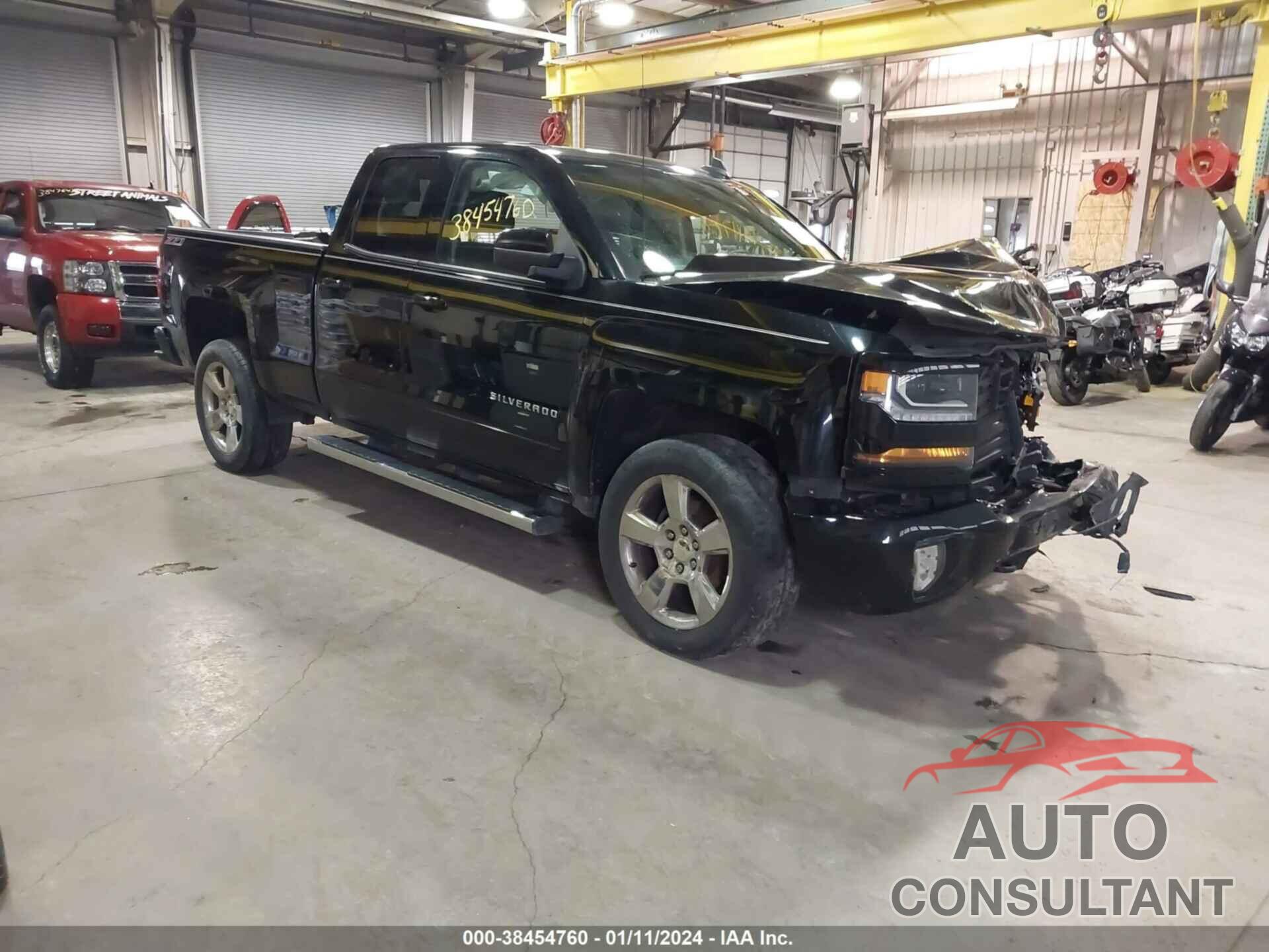 CHEVROLET SILVERADO 1500 2017 - 1GCVKREC6HZ315514