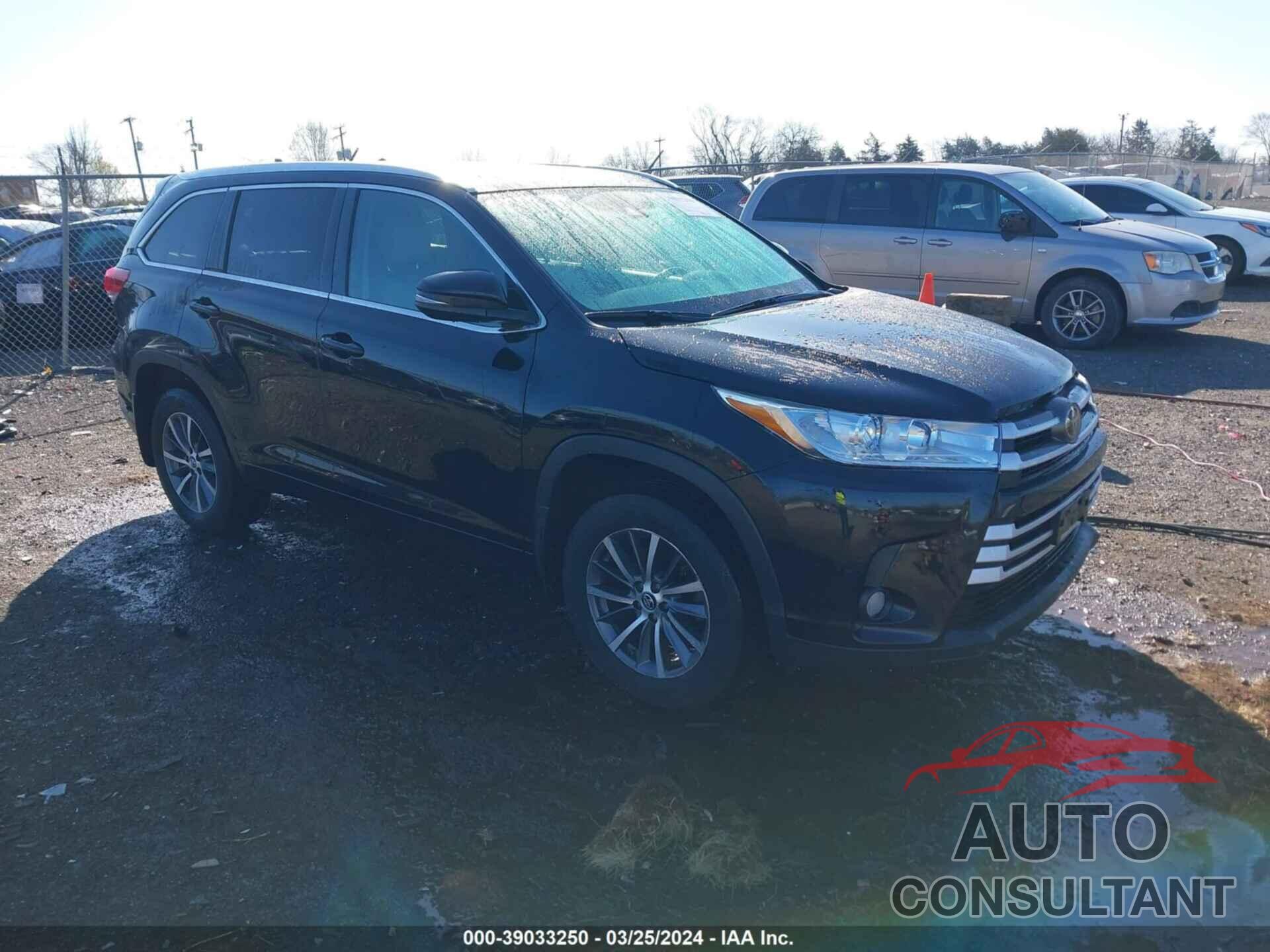 TOYOTA HIGHLANDER 2017 - 5TDJZRFH4HS454062