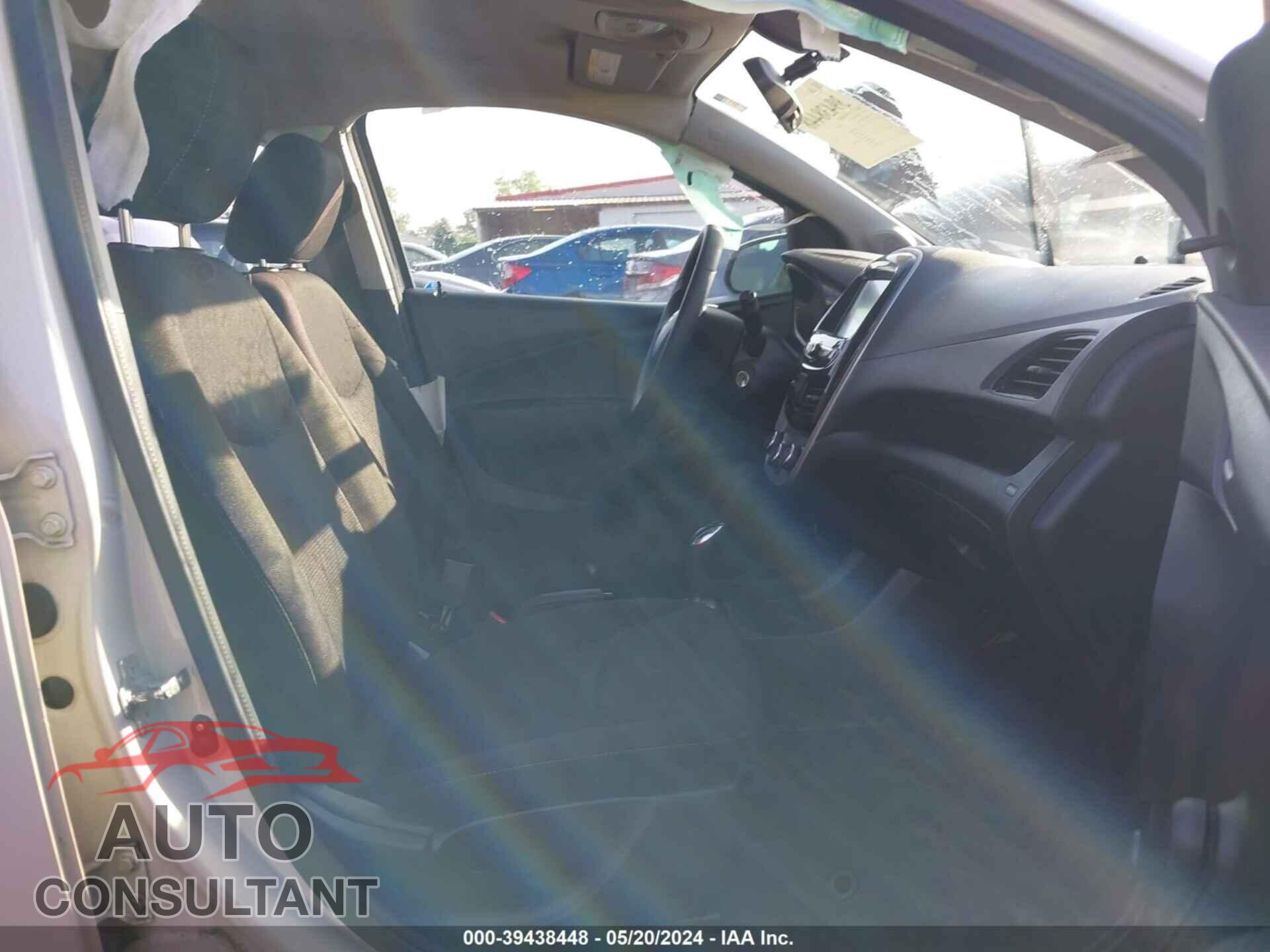 CHEVROLET SPARK 2017 - KL8CB6SA3HC818602