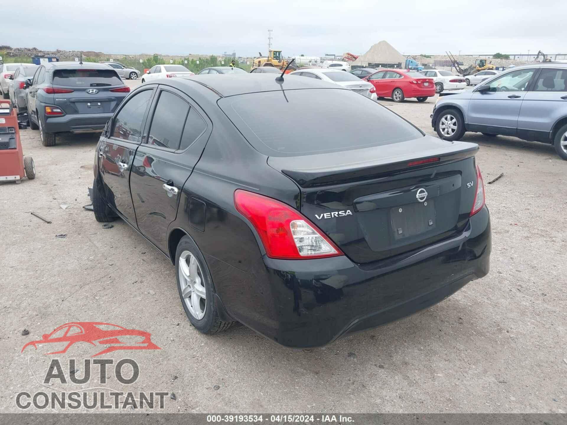 NISSAN VERSA 2017 - 3N1CN7AP3HL854761