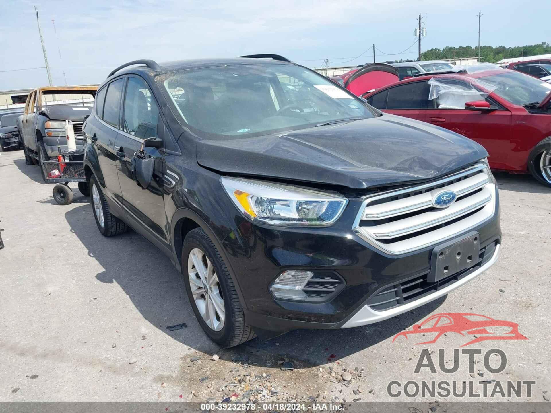 FORD ESCAPE 2018 - 1FMCU0GD4JUB11442