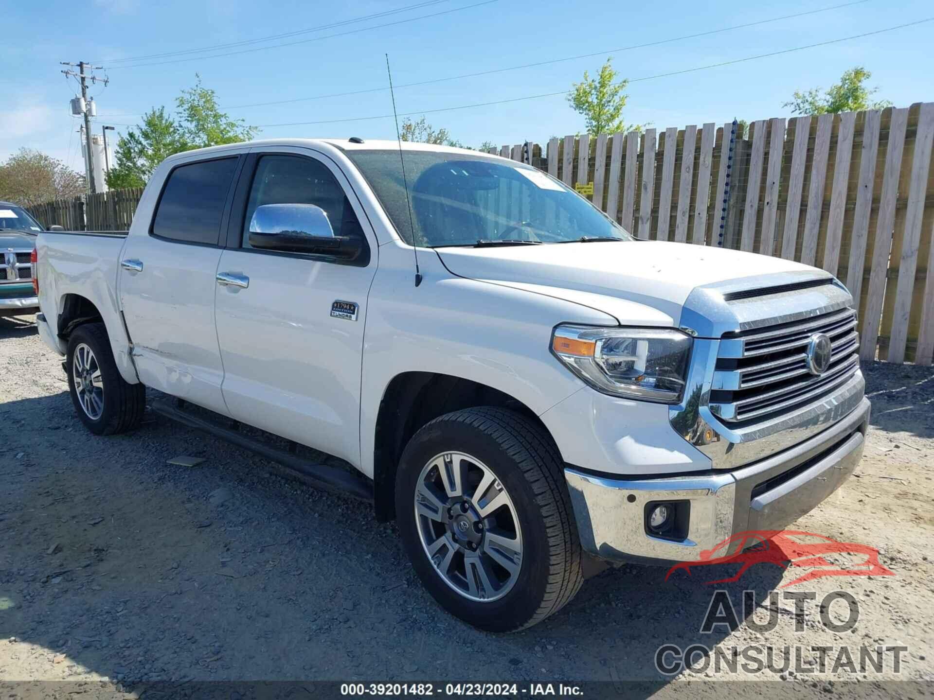 TOYOTA TUNDRA 2019 - 5TFAY5F17KX813758