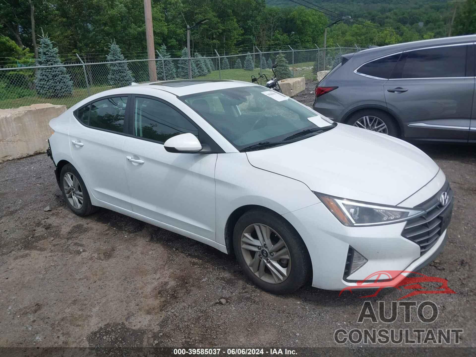 HYUNDAI ELANTRA 2020 - 5NPD84LF4LH590194