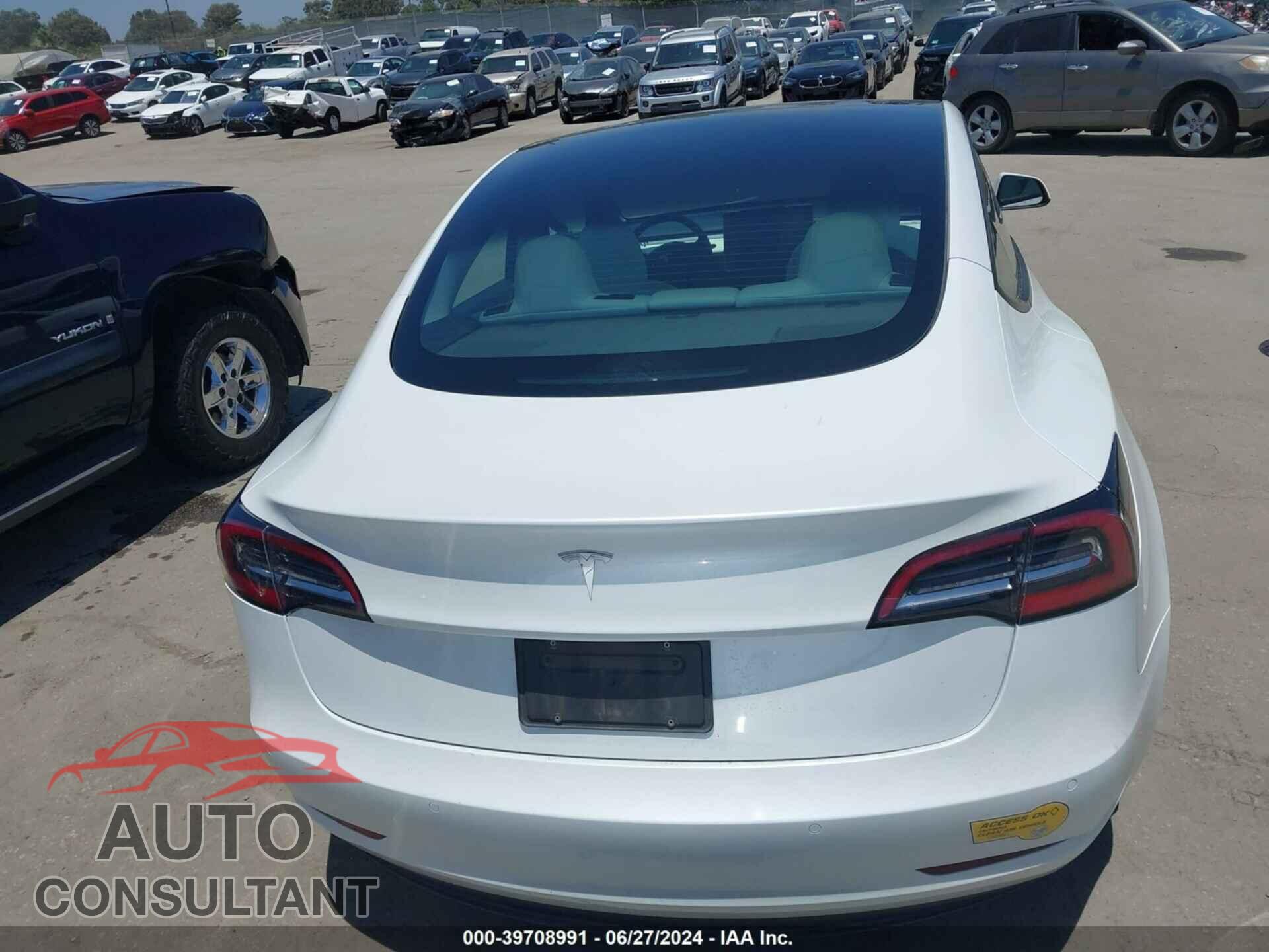 TESLA MODEL 3 2021 - 5YJ3E1EA9MF098023