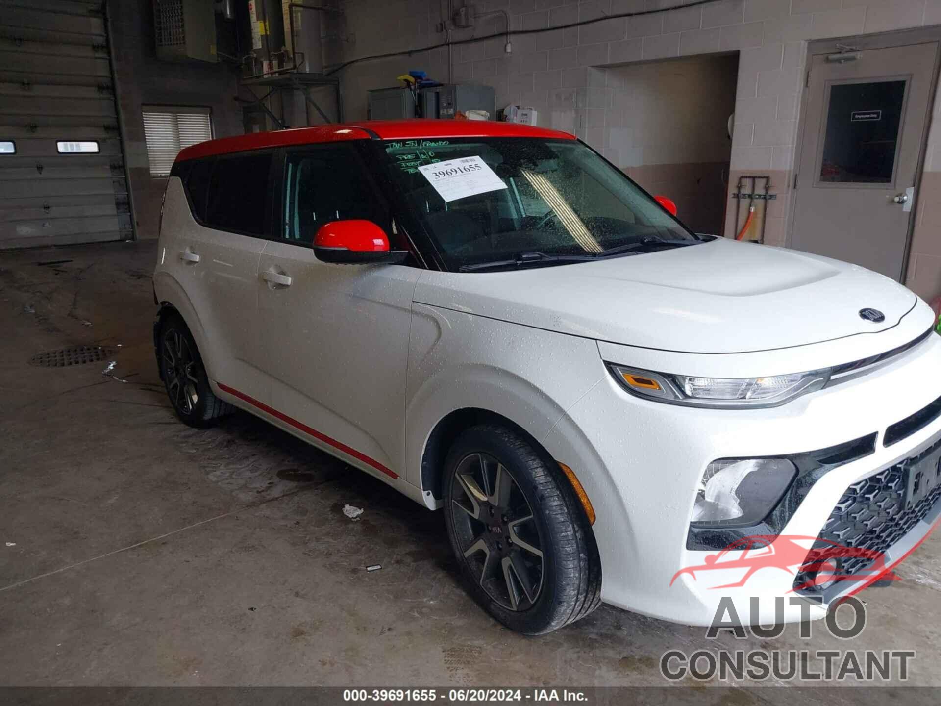 KIA SOUL 2020 - KNDJ63AU3L7101938