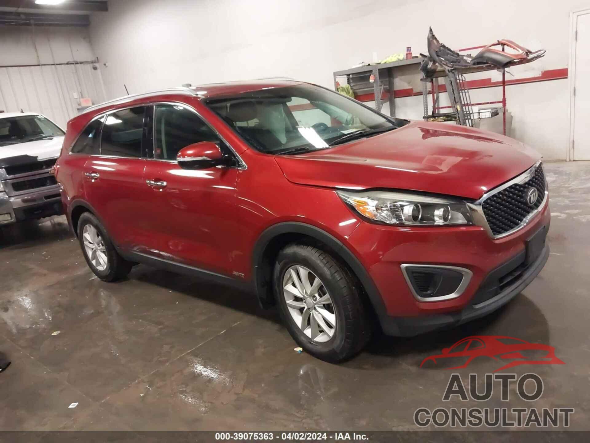 KIA SORENTO 2016 - 5XYPGDA38GG083028