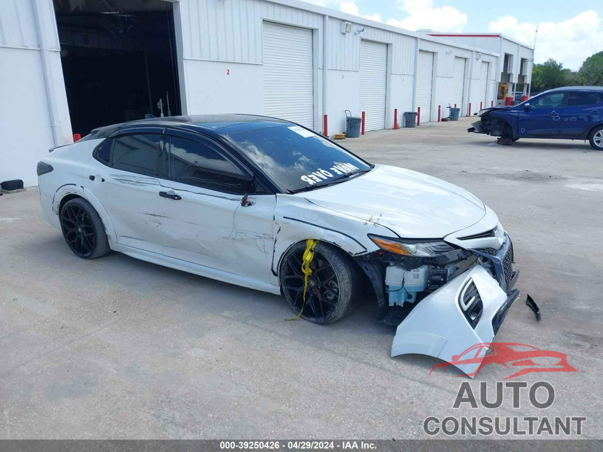 TOYOTA CAMRY 2019 - 4T1B61HK5KU213682