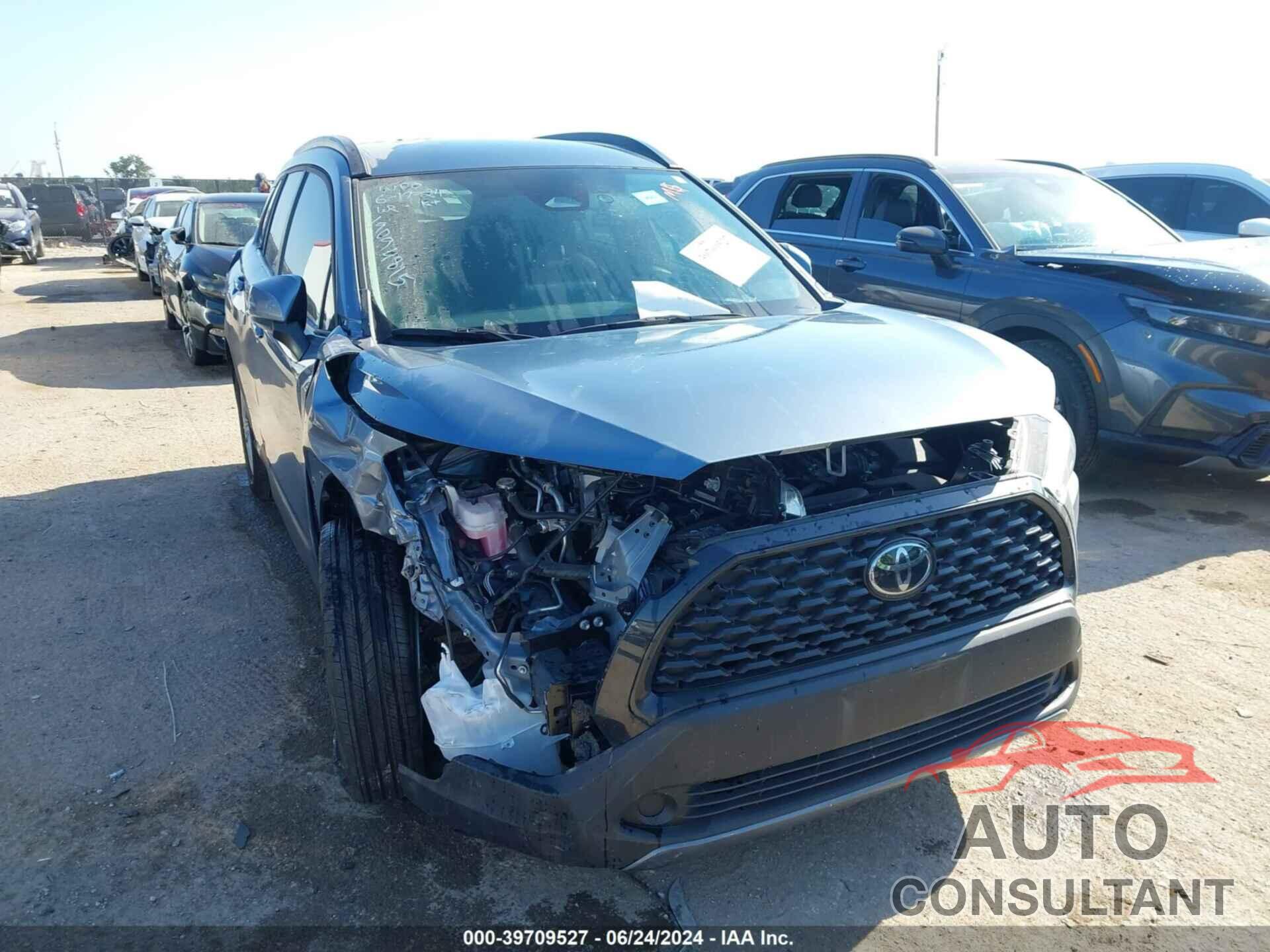 TOYOTA COROLLA CROSS 2023 - 7MUCAAAG0PV052608