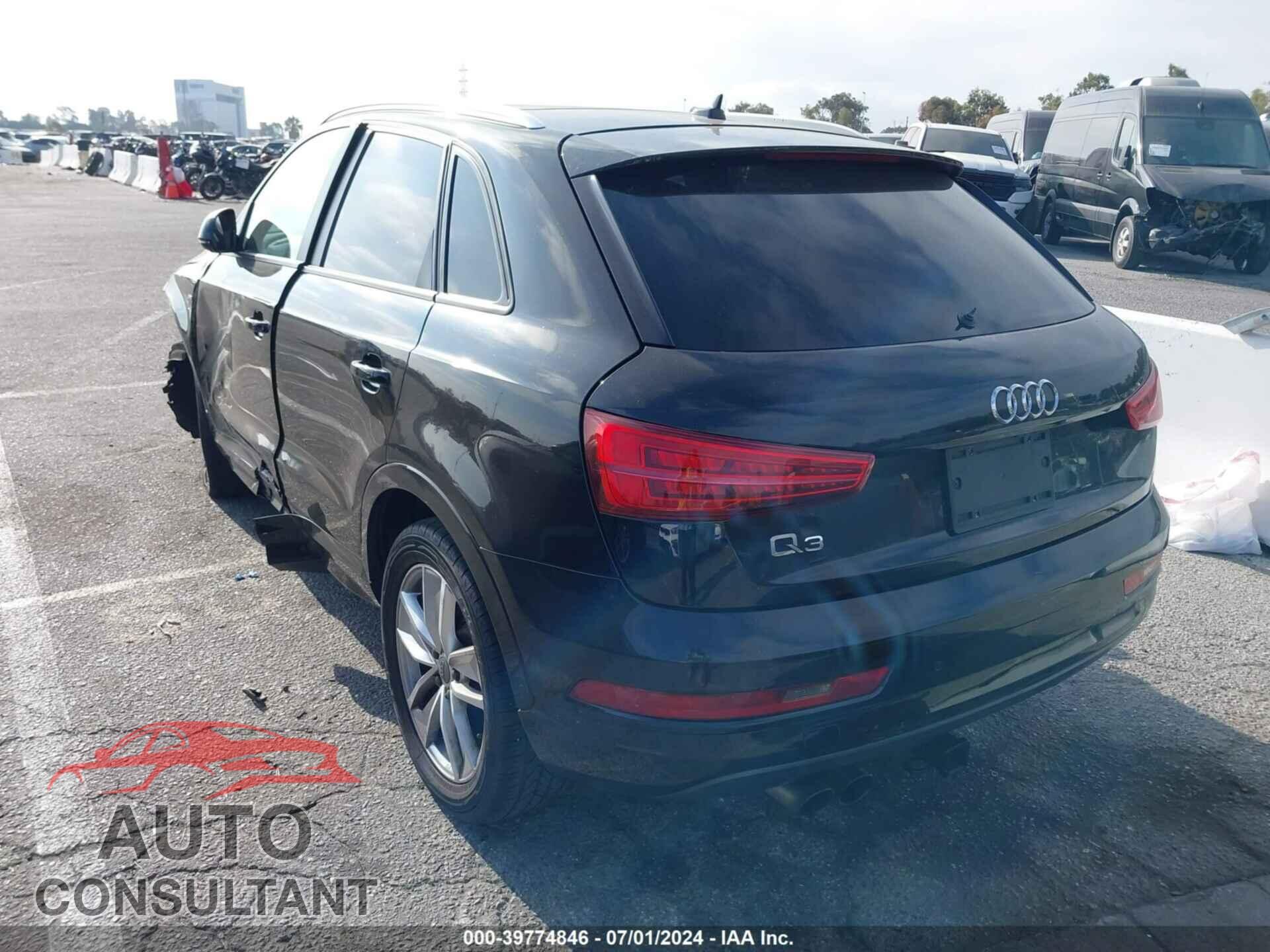 AUDI Q3 2018 - WA1BCCFS1JR005676