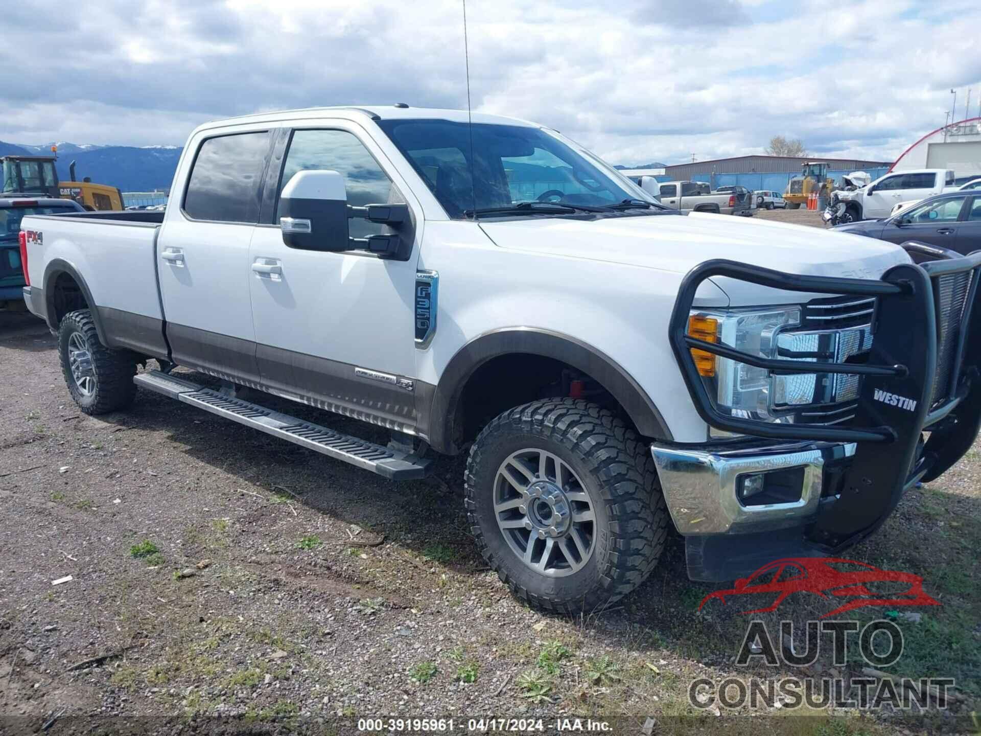 FORD F-350 2017 - 1FT8W3BT2HEC26842