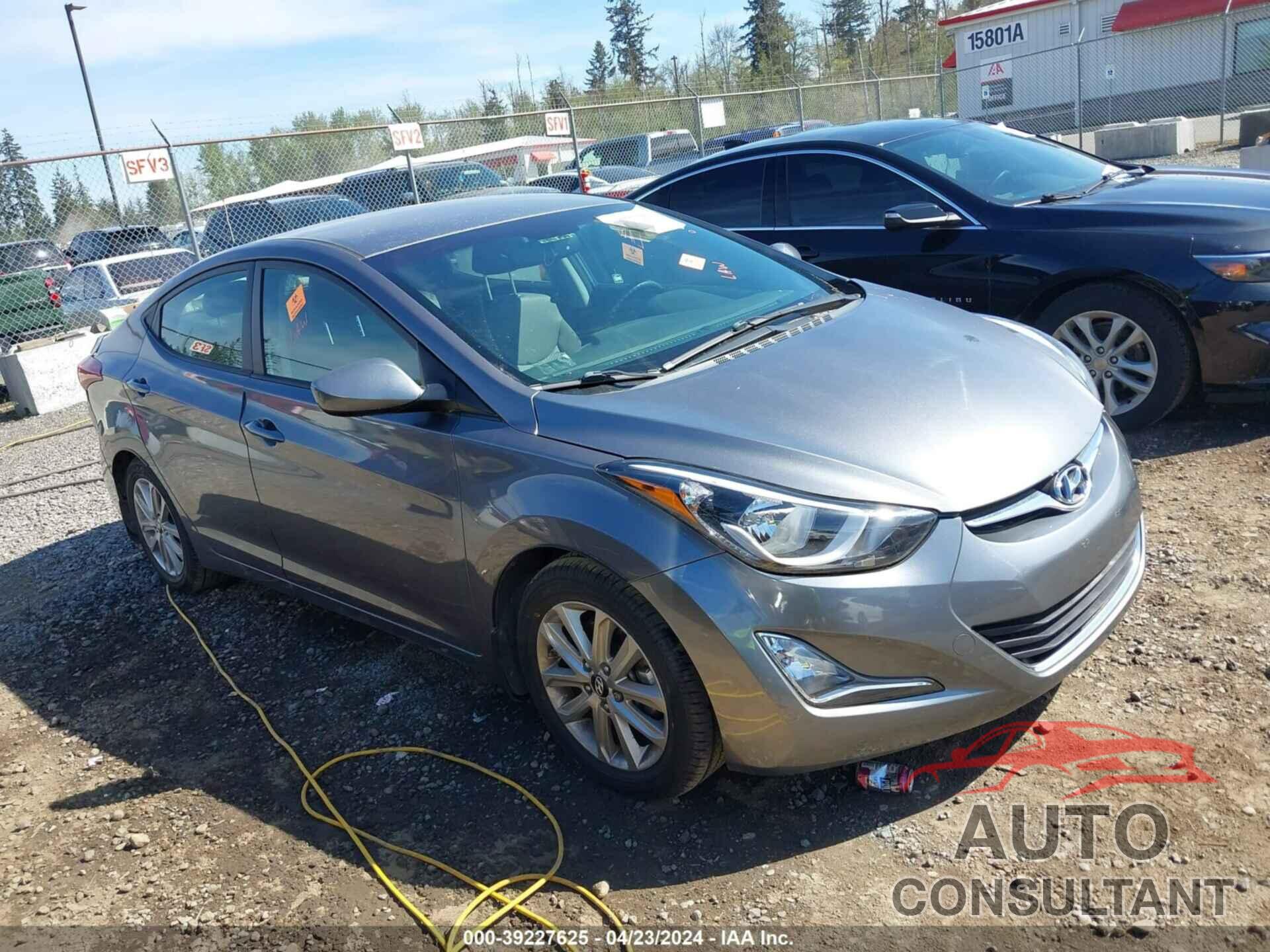 HYUNDAI ELANTRA 2016 - KMHDH4AE8GU571827