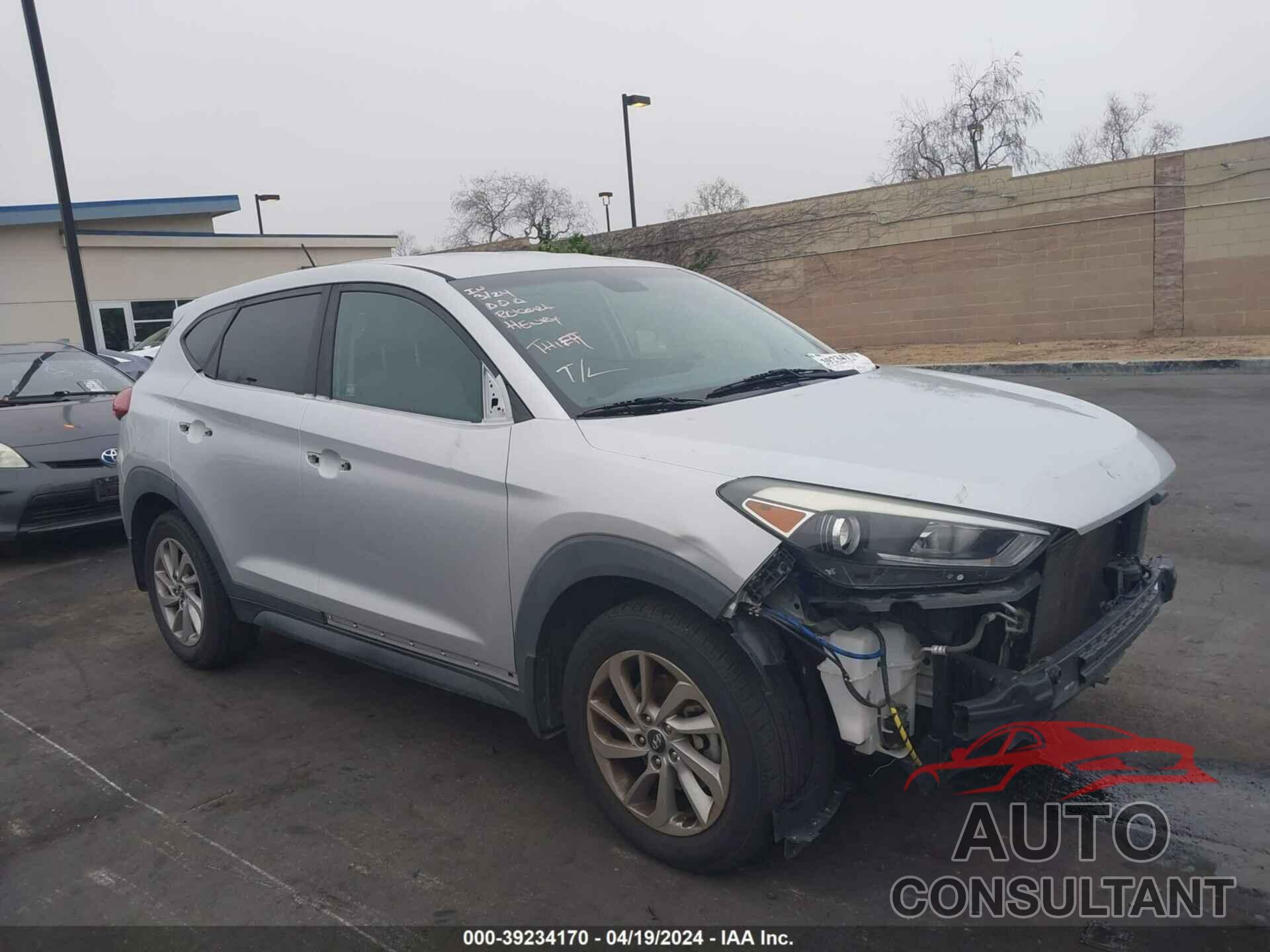 HYUNDAI TUCSON 2017 - KM8J23A41HU378104