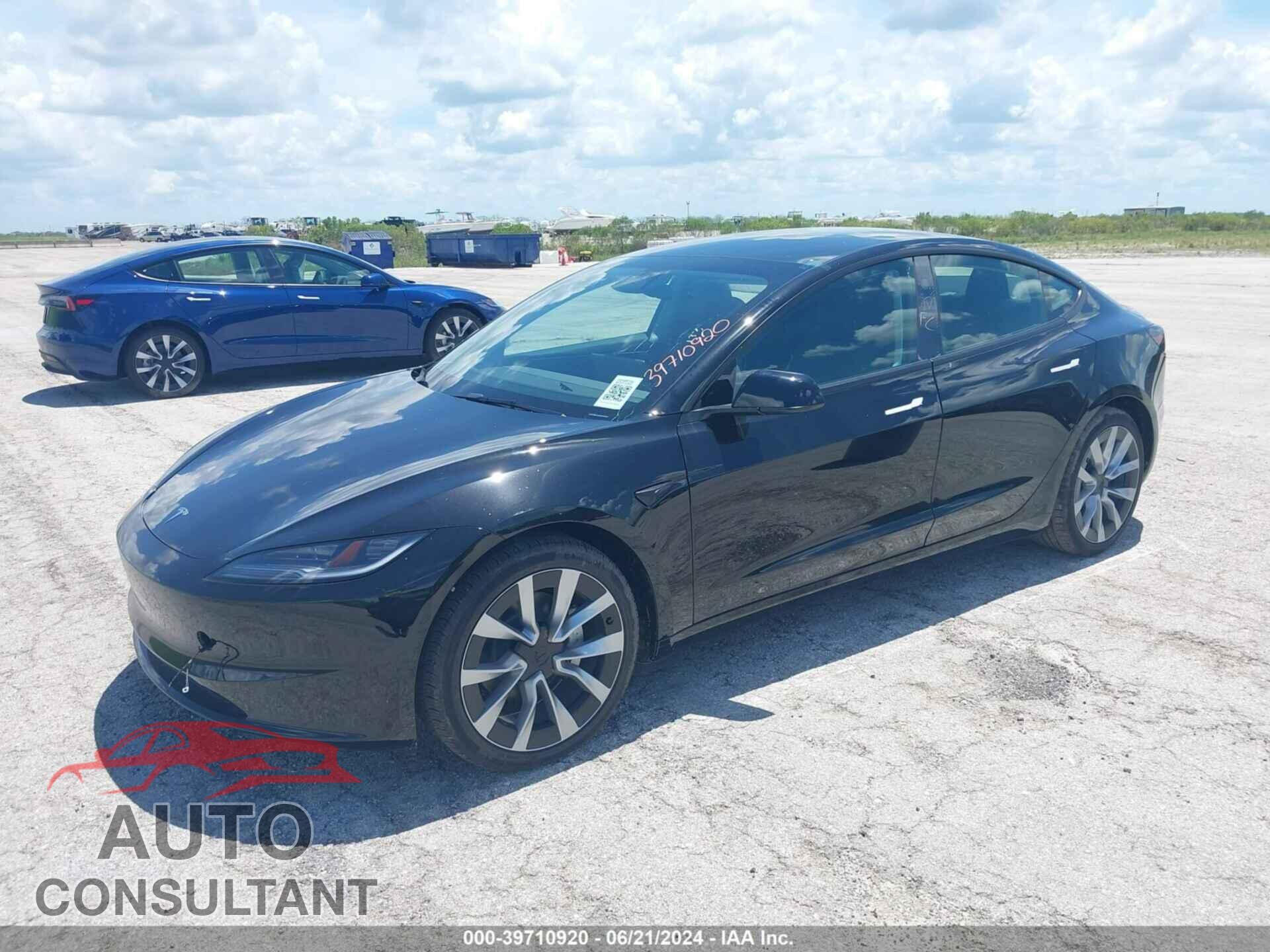 TESLA MODEL 3 2024 - 5YJ3E1EA0RF751555