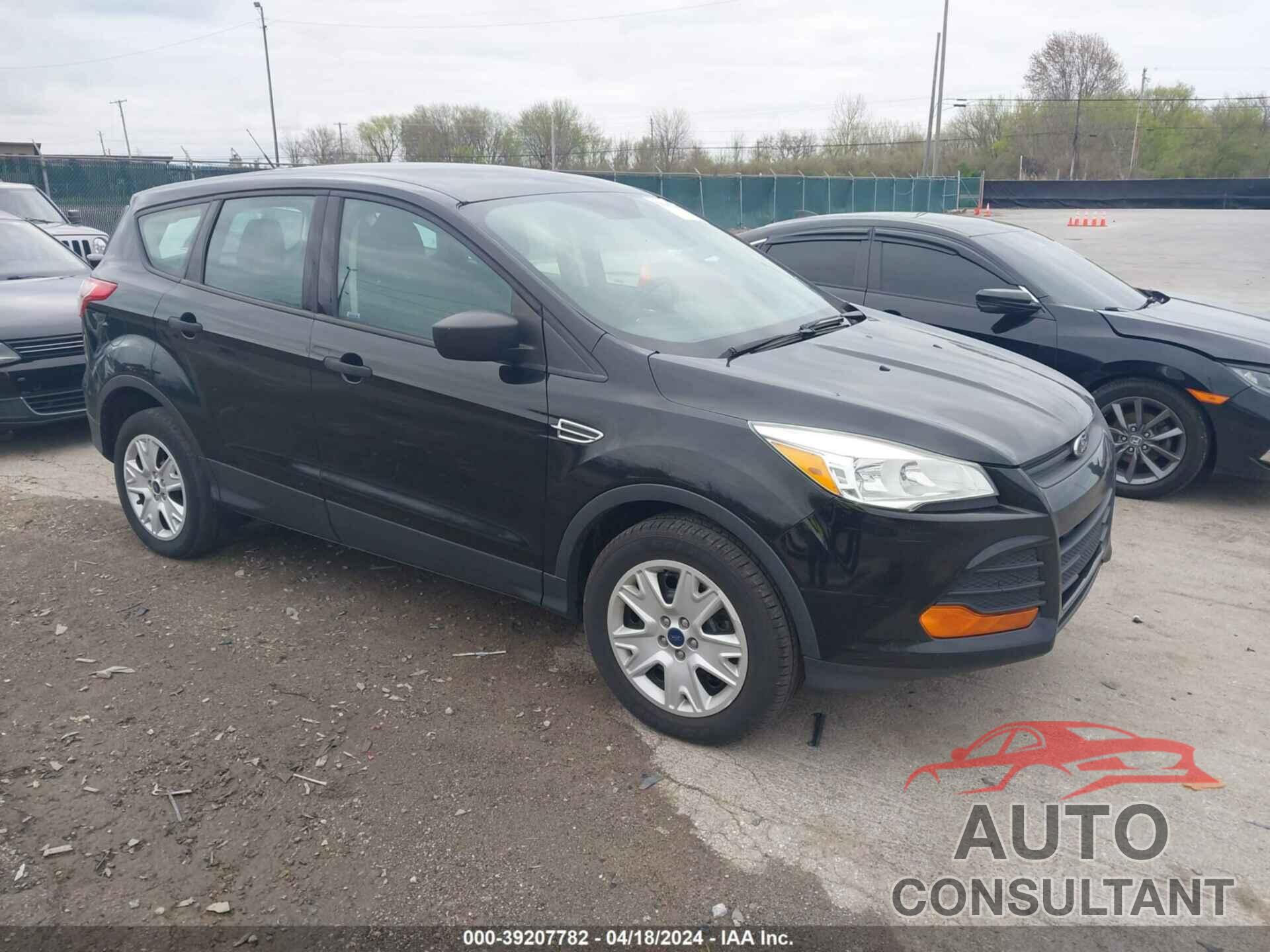 FORD ESCAPE 2016 - 1FMCU0F73GUB55856