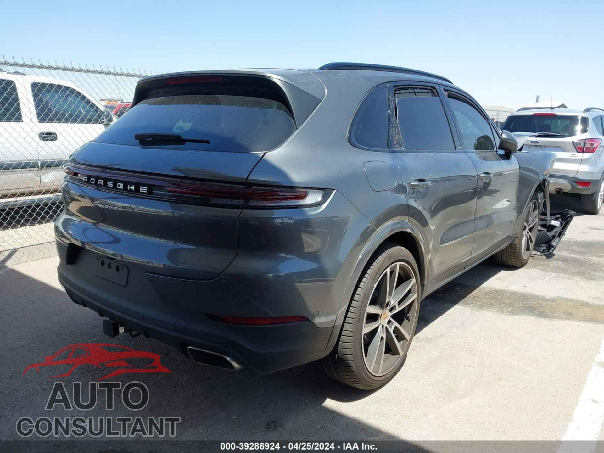 PORSCHE CAYENNE 2024 - WP1AA2AY5RDA06558