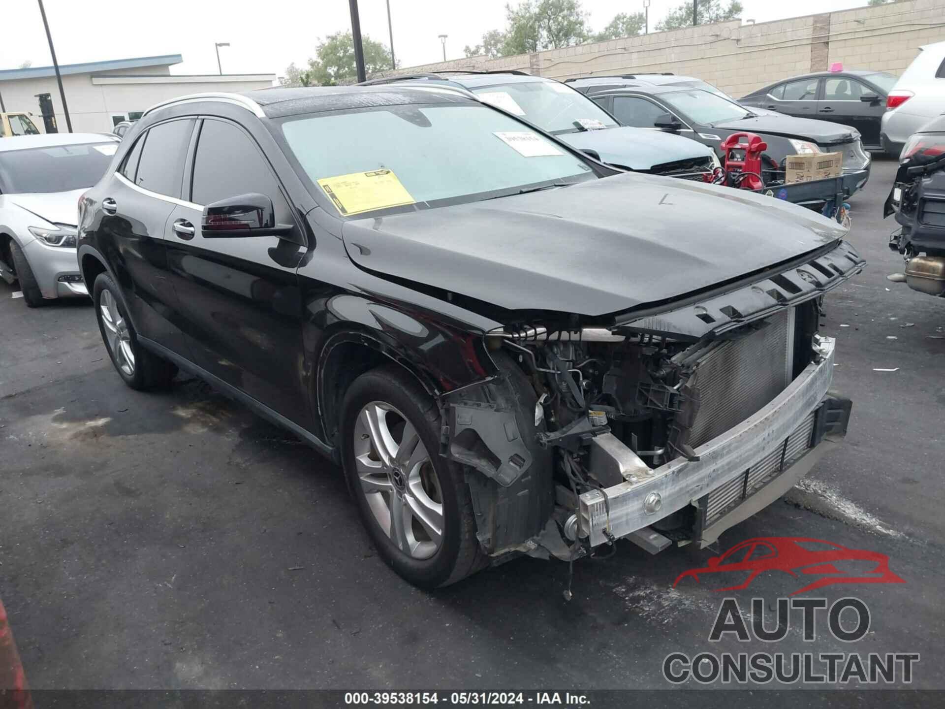 MERCEDES-BENZ GLA 250 2019 - WDCTG4GB9KU015156