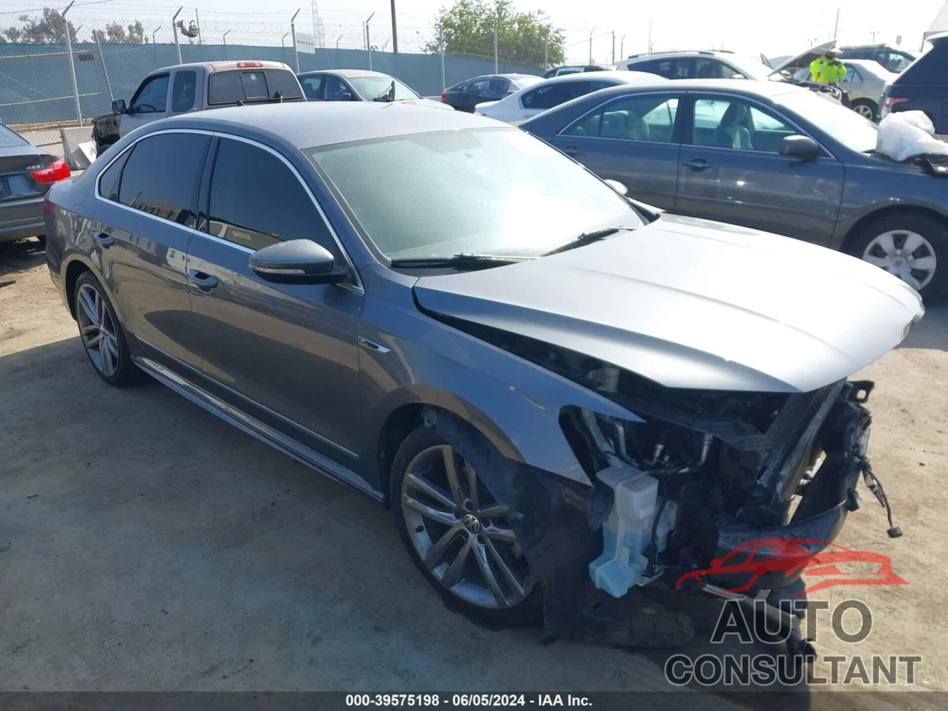 VOLKSWAGEN PASSAT 2017 - 1VWDT7A36HC075402