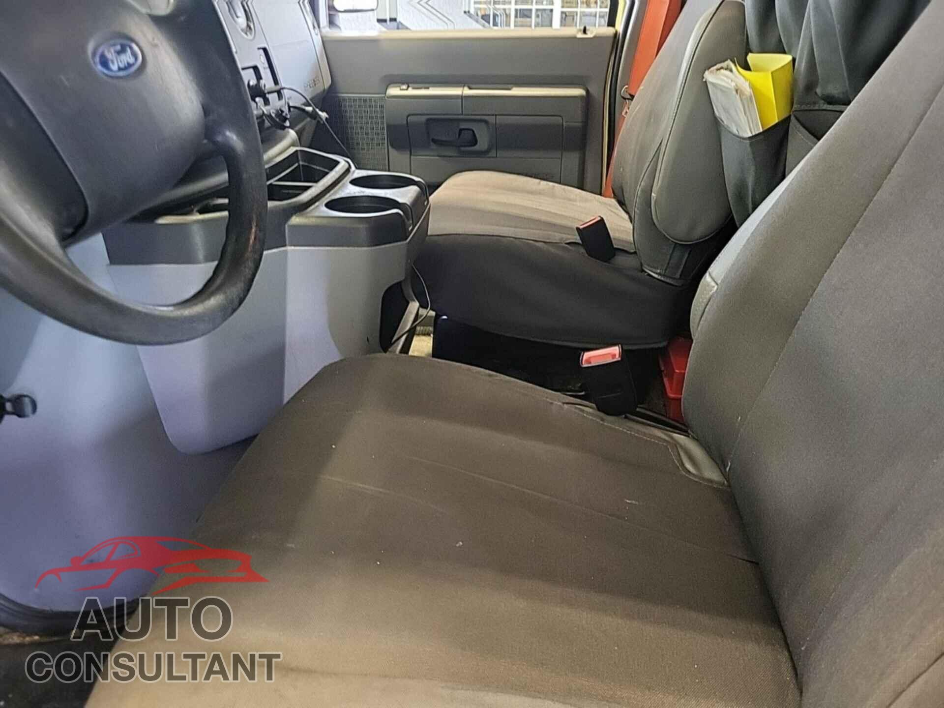 FORD ECONOLINE 2019 - 1FDXE4FS4KDC53734
