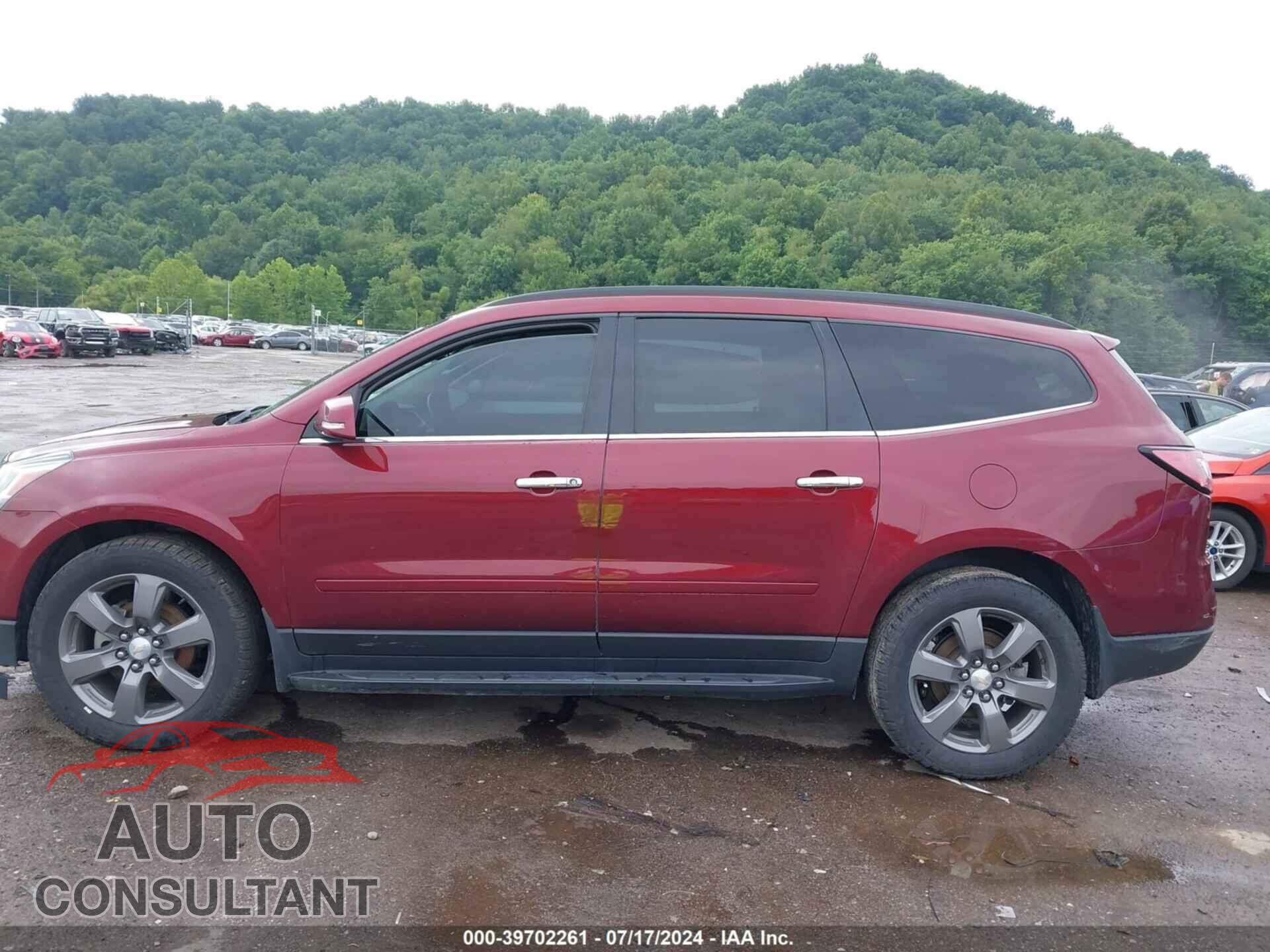 CHEVROLET TRAVERSE 2017 - 1GNKVHKD8HJ329051