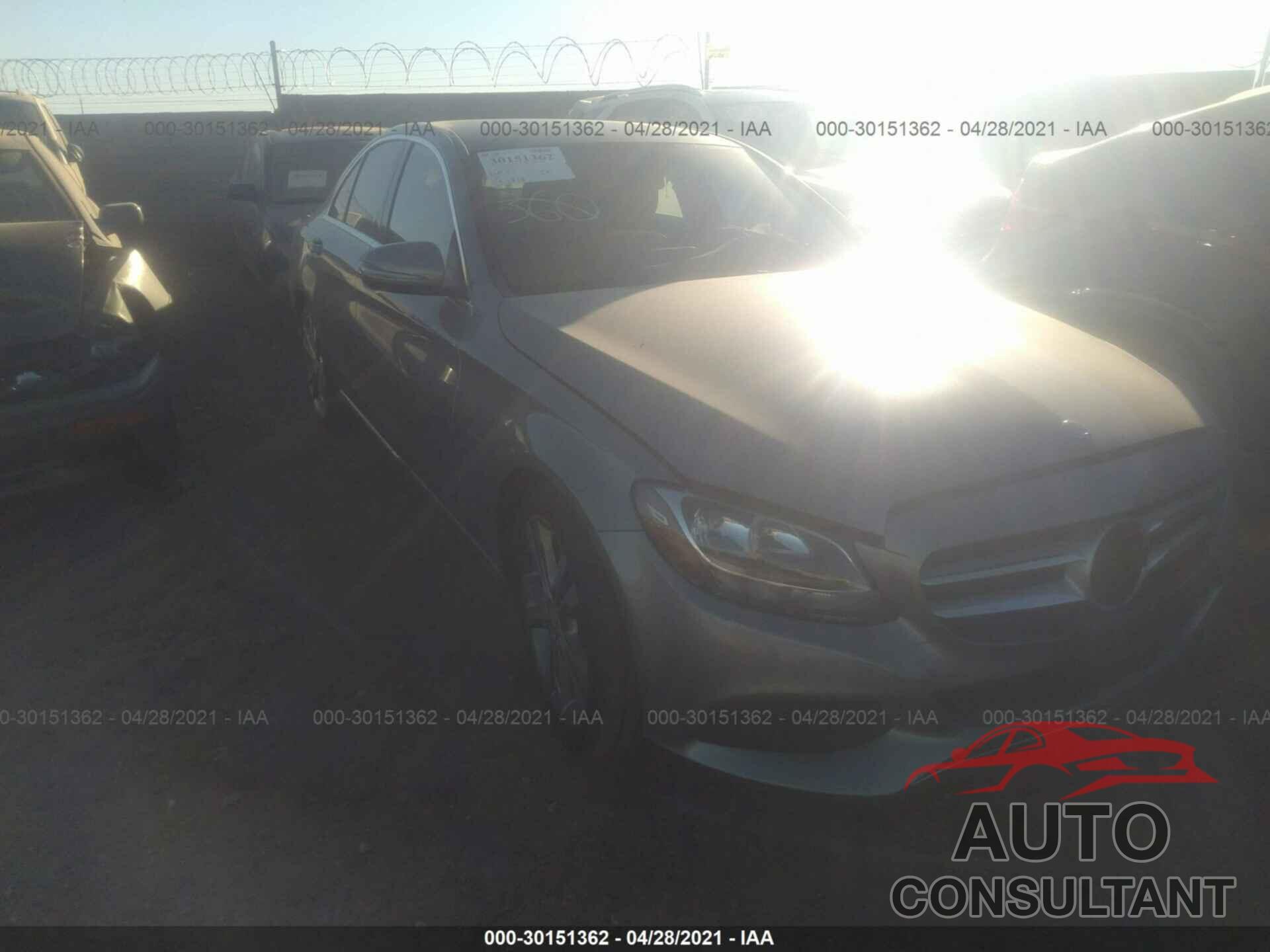 MERCEDES-BENZ C-CLASS 2016 - 55SWF4JB8GU116587