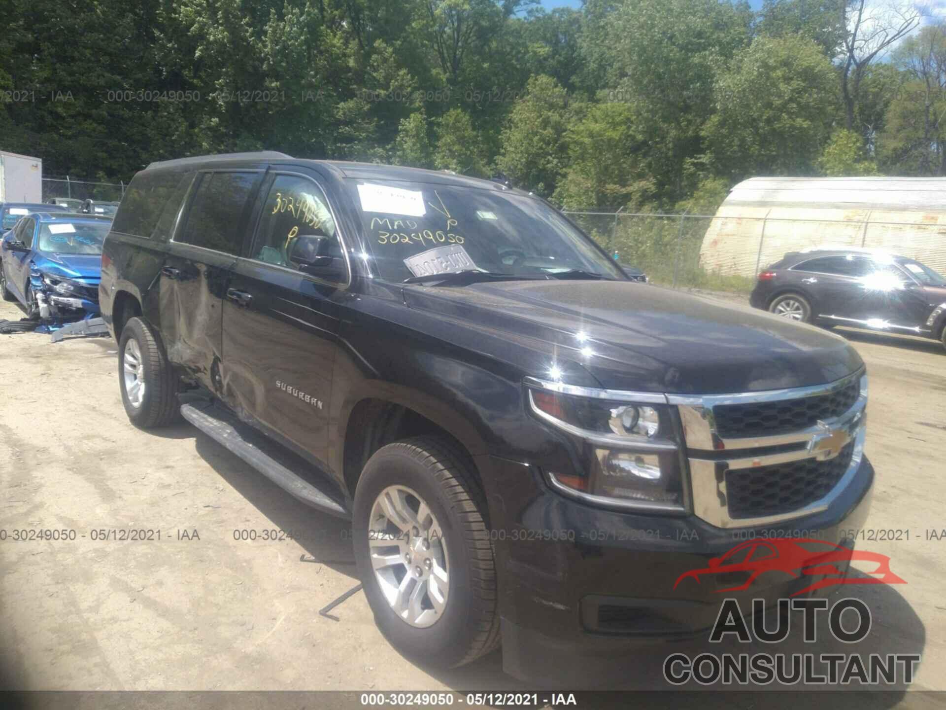 CHEVROLET SUBURBAN 2018 - 1GNSKHKC8JR148815