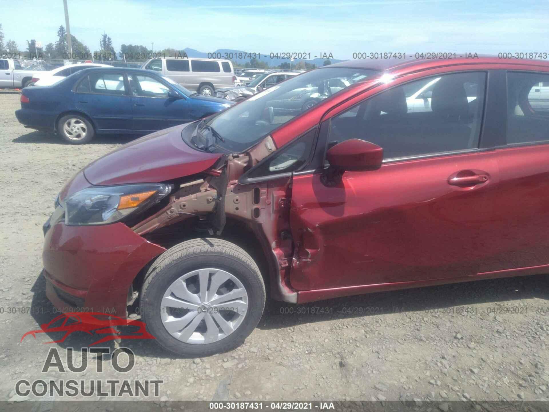 NISSAN VERSA NOTE 2017 - 3N1CE2CP3HL354812