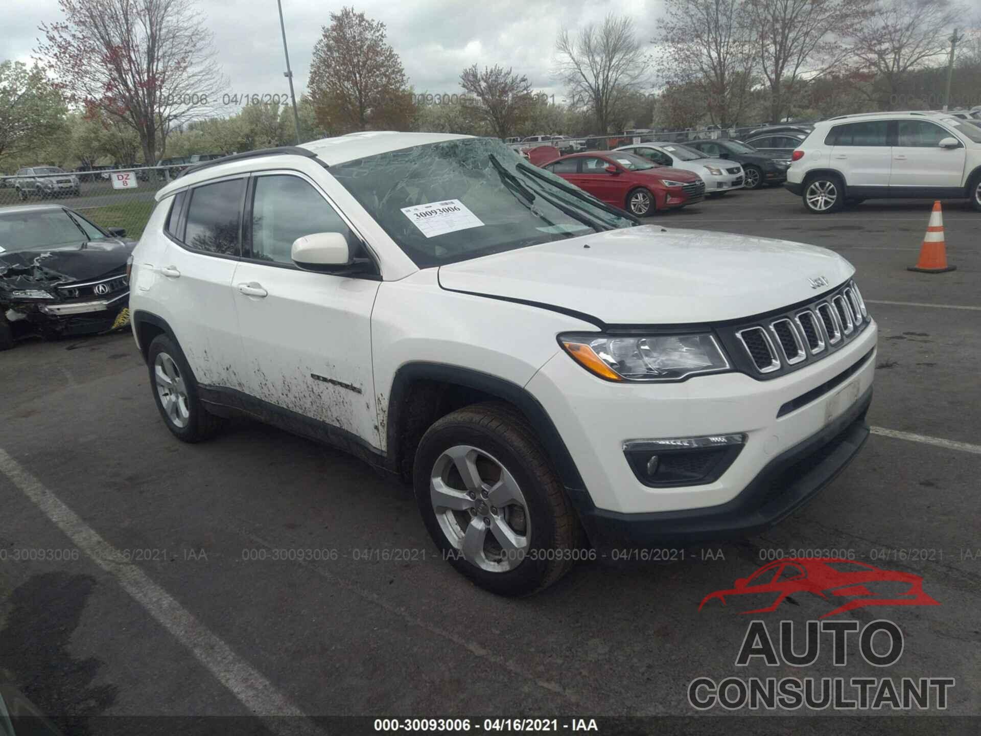 JEEP COMPASS 2018 - 3C4NJDBB4JT315008