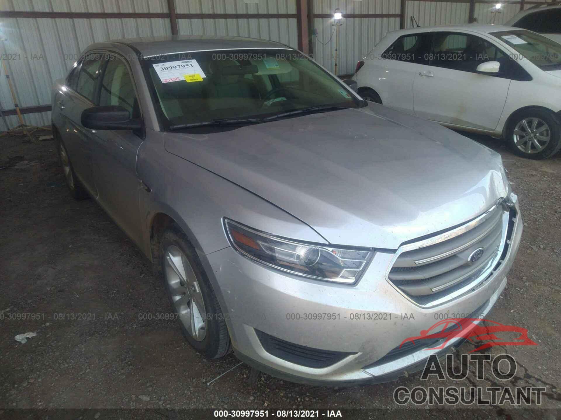 FORD TAURUS 2019 - 1FAHP2D89KG108904