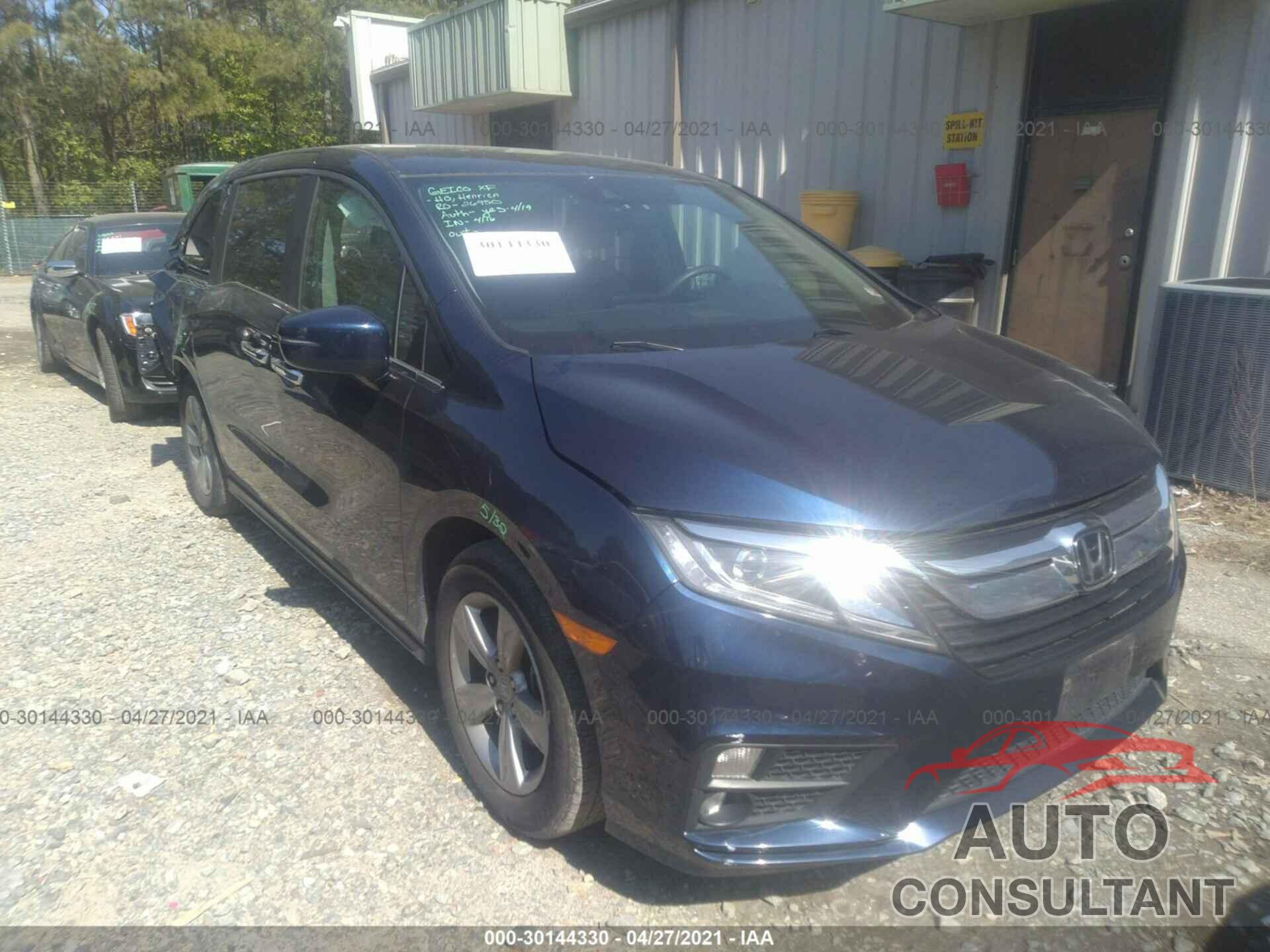 HONDA ODYSSEY 2018 - 5FNRL6H50JB051874