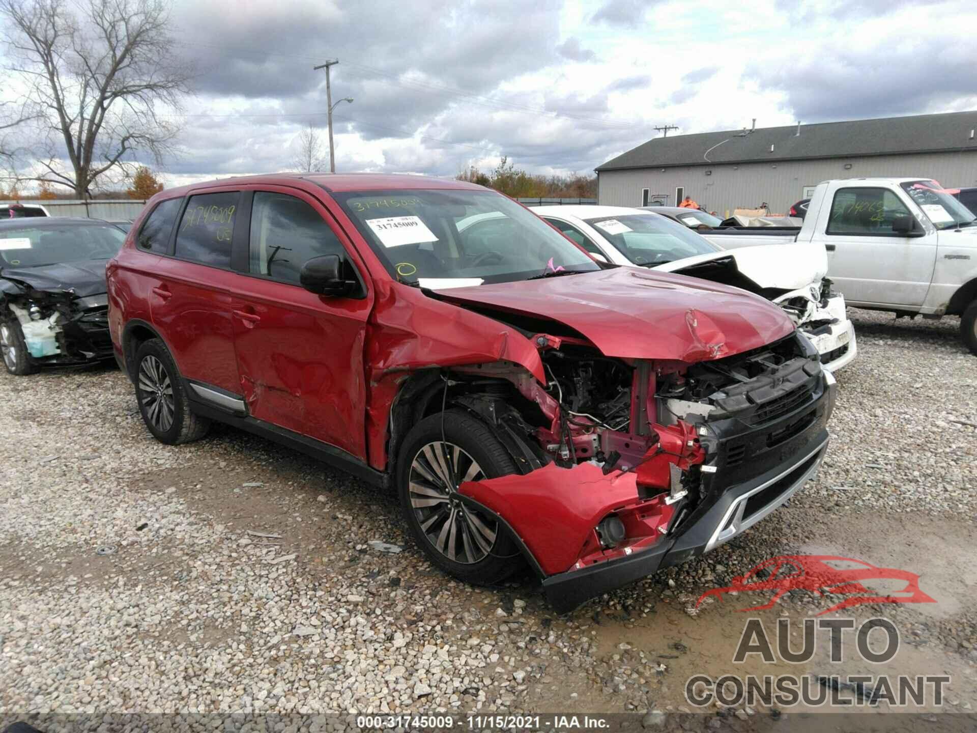 MITSUBISHI OUTLANDER 2019 - JA4AD2A39KZ032287