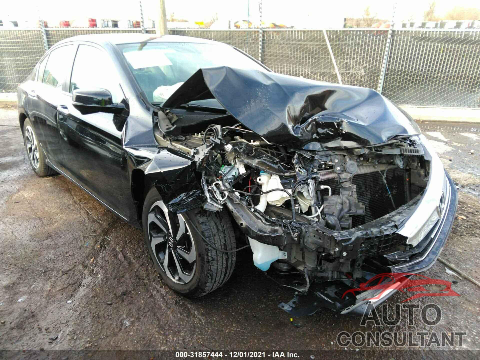 HONDA ACCORD SEDAN 2017 - 1HGCR2F80HA004374