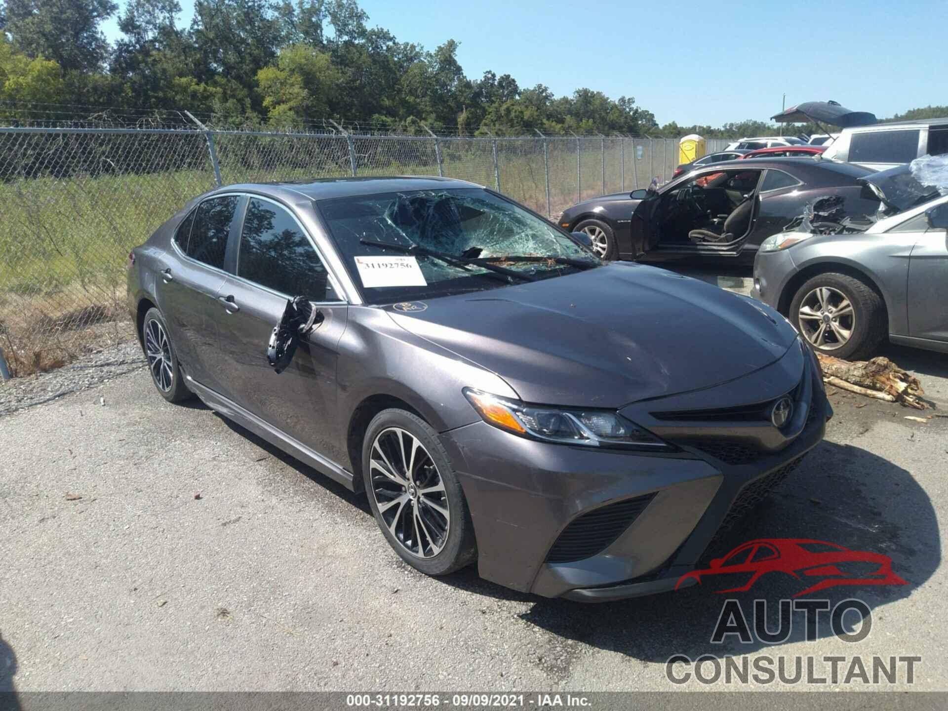 TOYOTA CAMRY 2019 - 4T1B11HK3KU760867