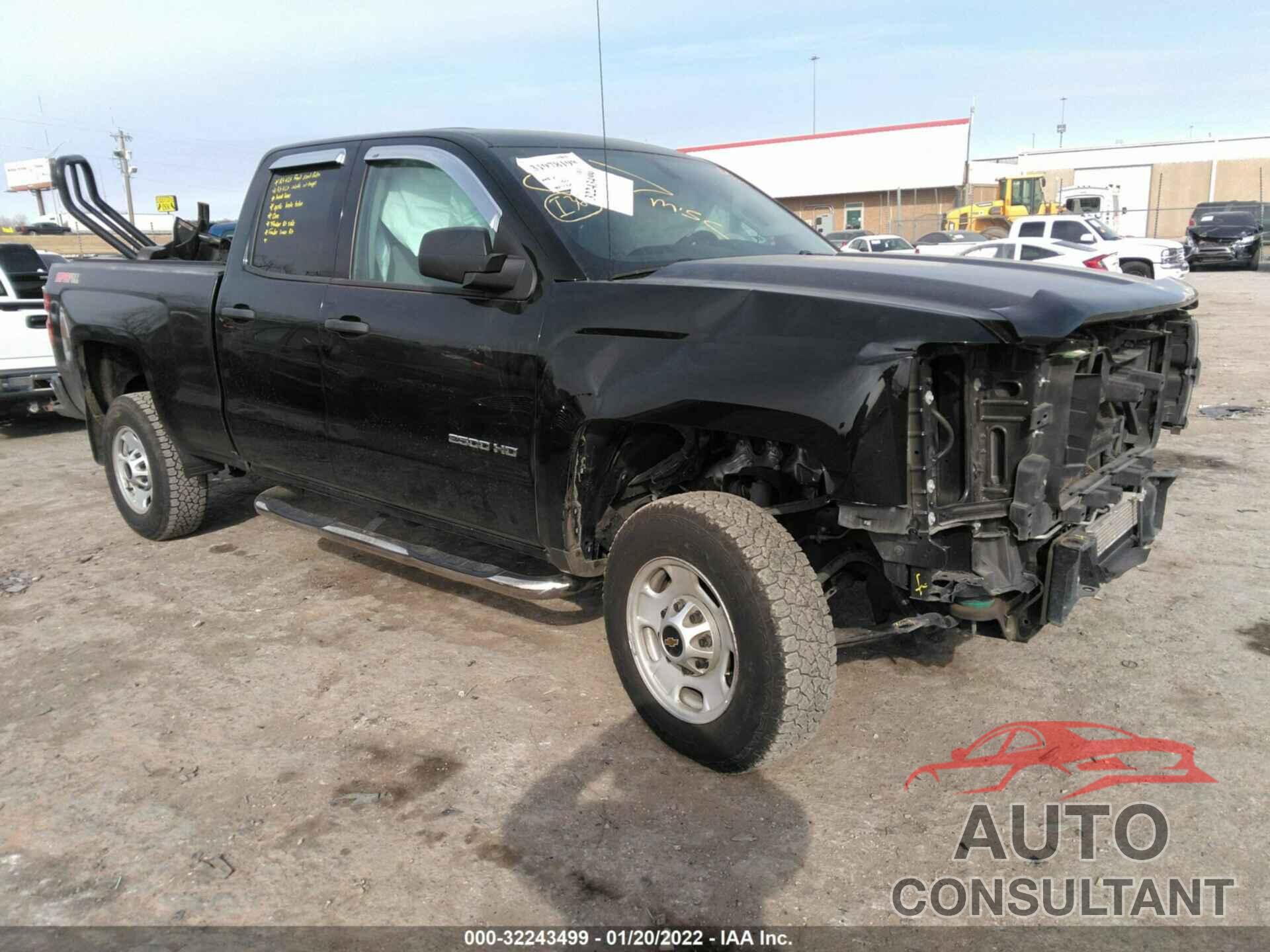 CHEVROLET SILVERADO 2500HD 2018 - 1GC2KUEG3JZ342586