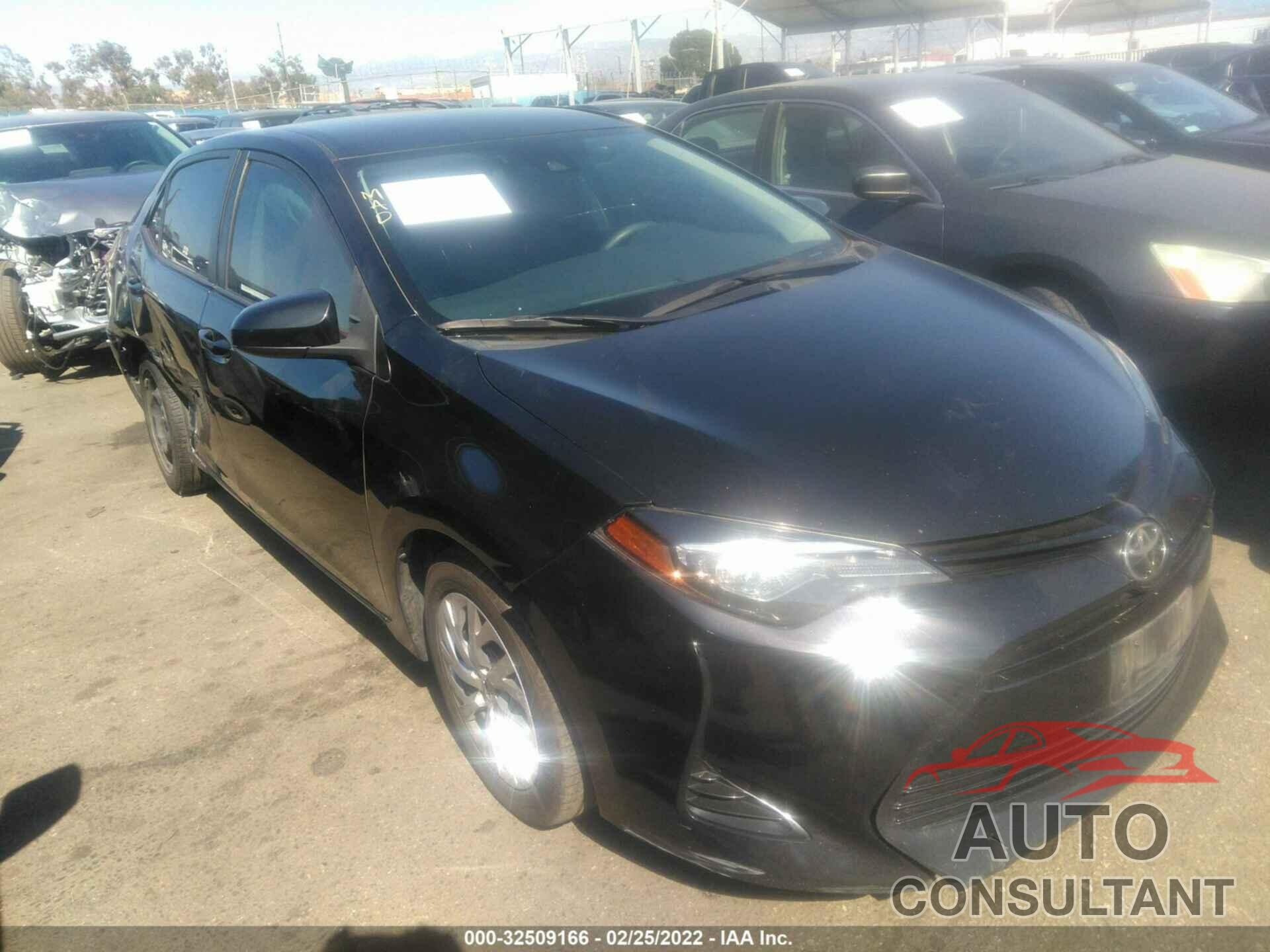 TOYOTA COROLLA 2018 - 5YFBURHE1JP787677