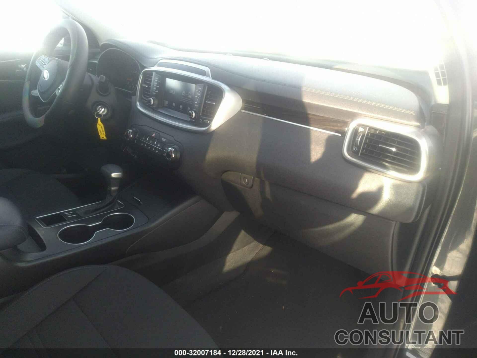 KIA SORENTO 2020 - 5XYPGDA54LG690877