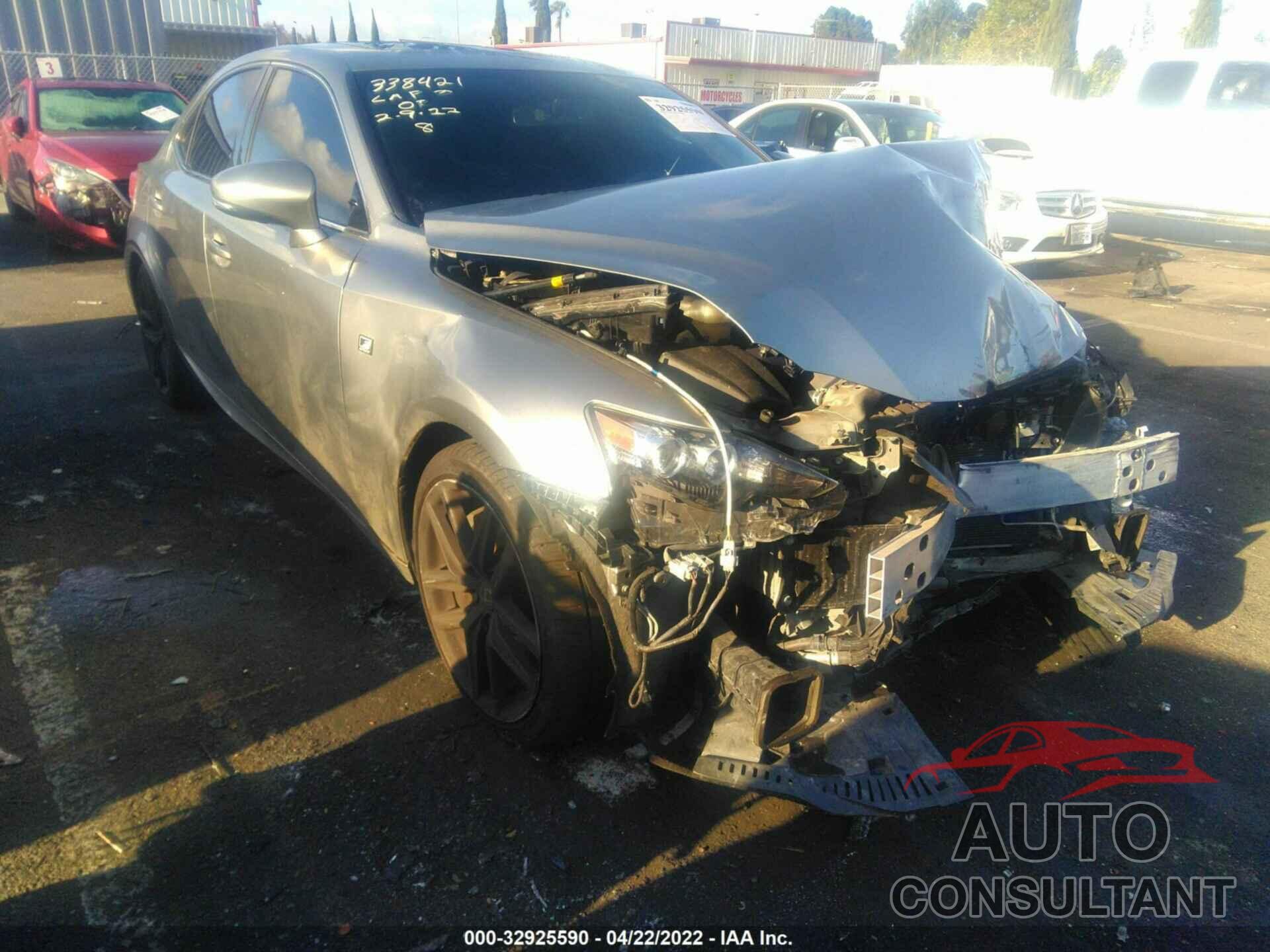 LEXUS IS 200T 2016 - JTHBA1D21G5038517