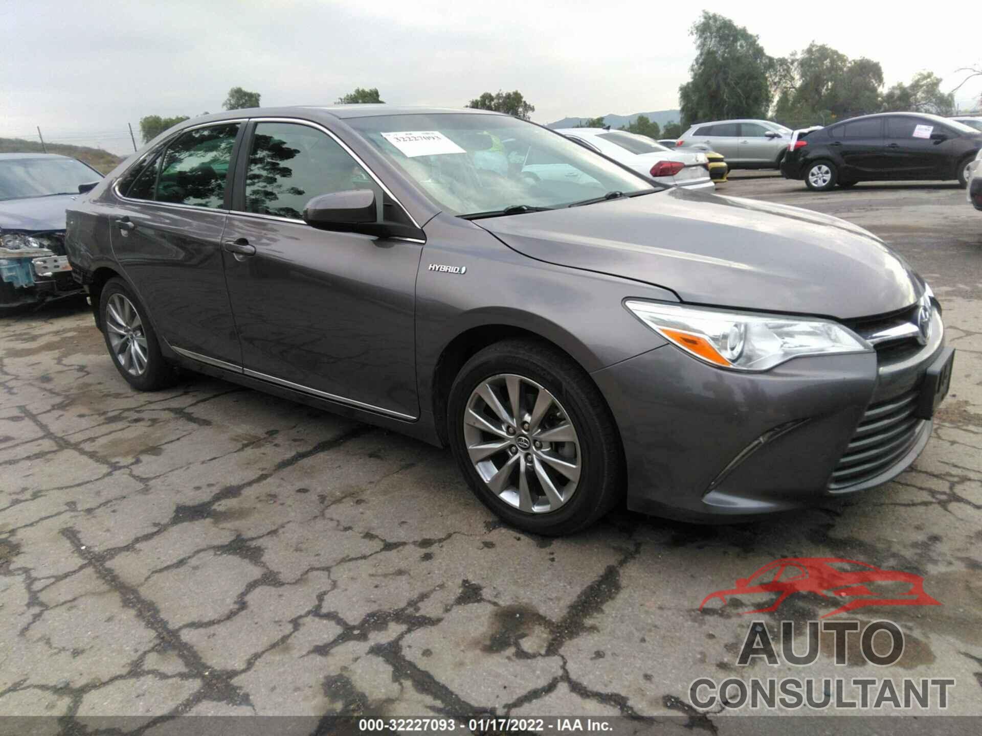 TOYOTA CAMRY 2017 - 4T1BD1FK3HU204450