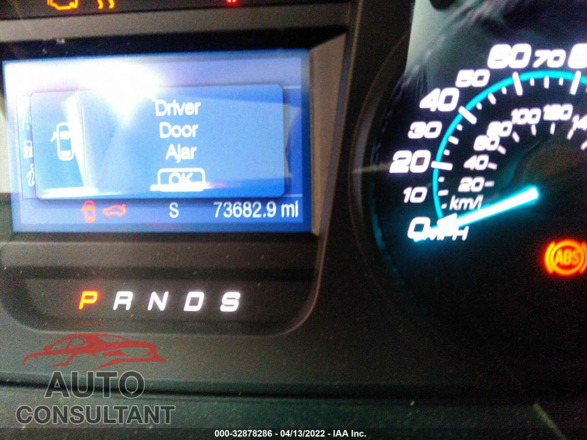 FORD TAURUS 2017 - 1FAHP2D8XHG138972