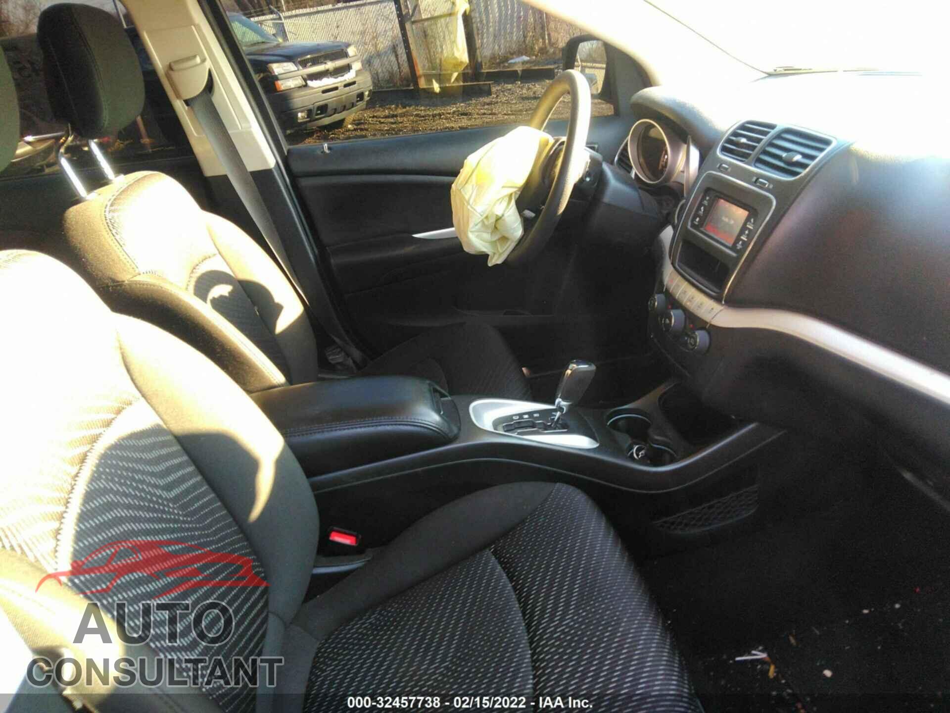DODGE JOURNEY 2019 - 3C4PDCBB3KT845529