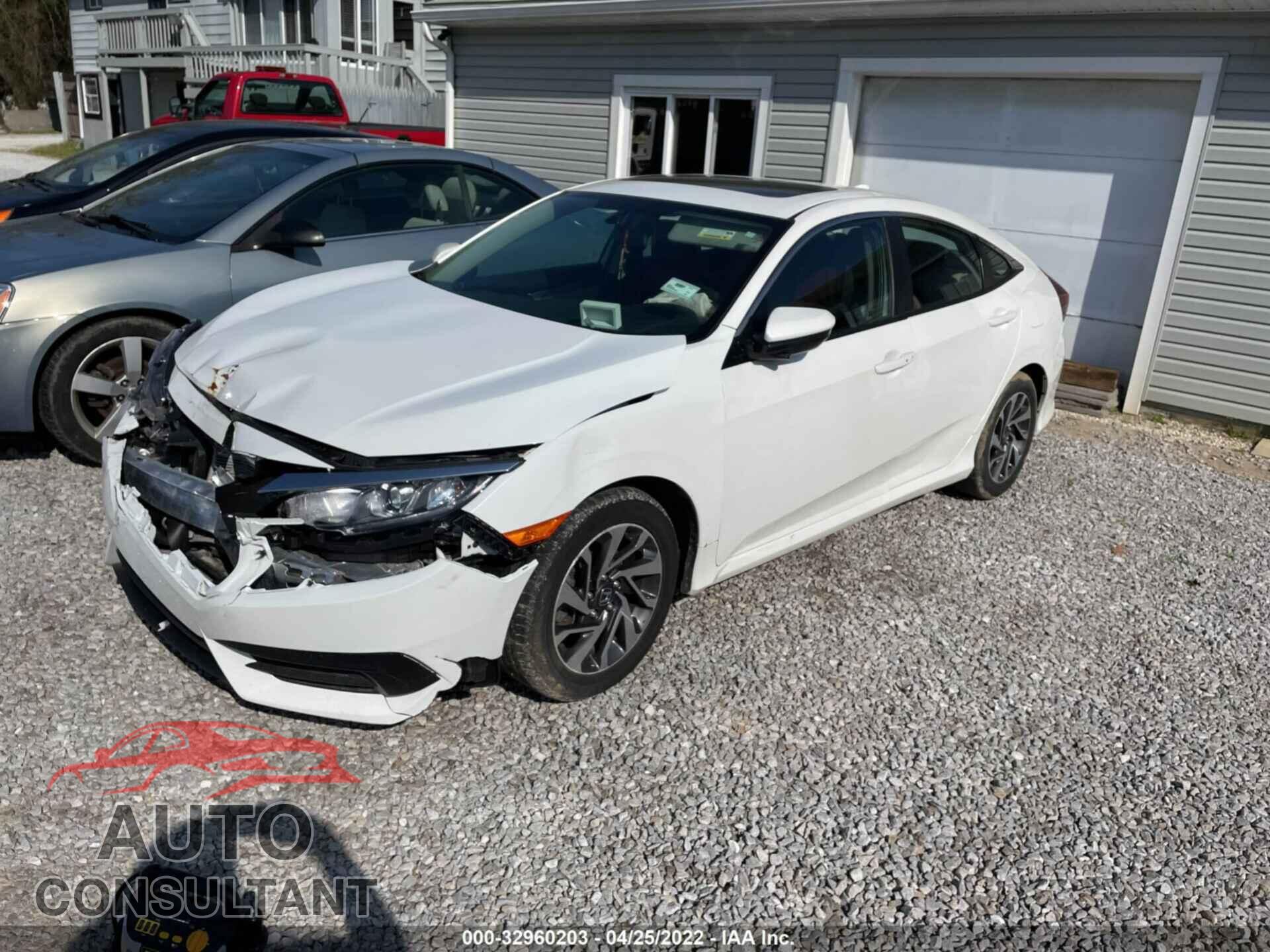 HONDA CIVIC SEDAN 2017 - 19XFC2F74HE035581