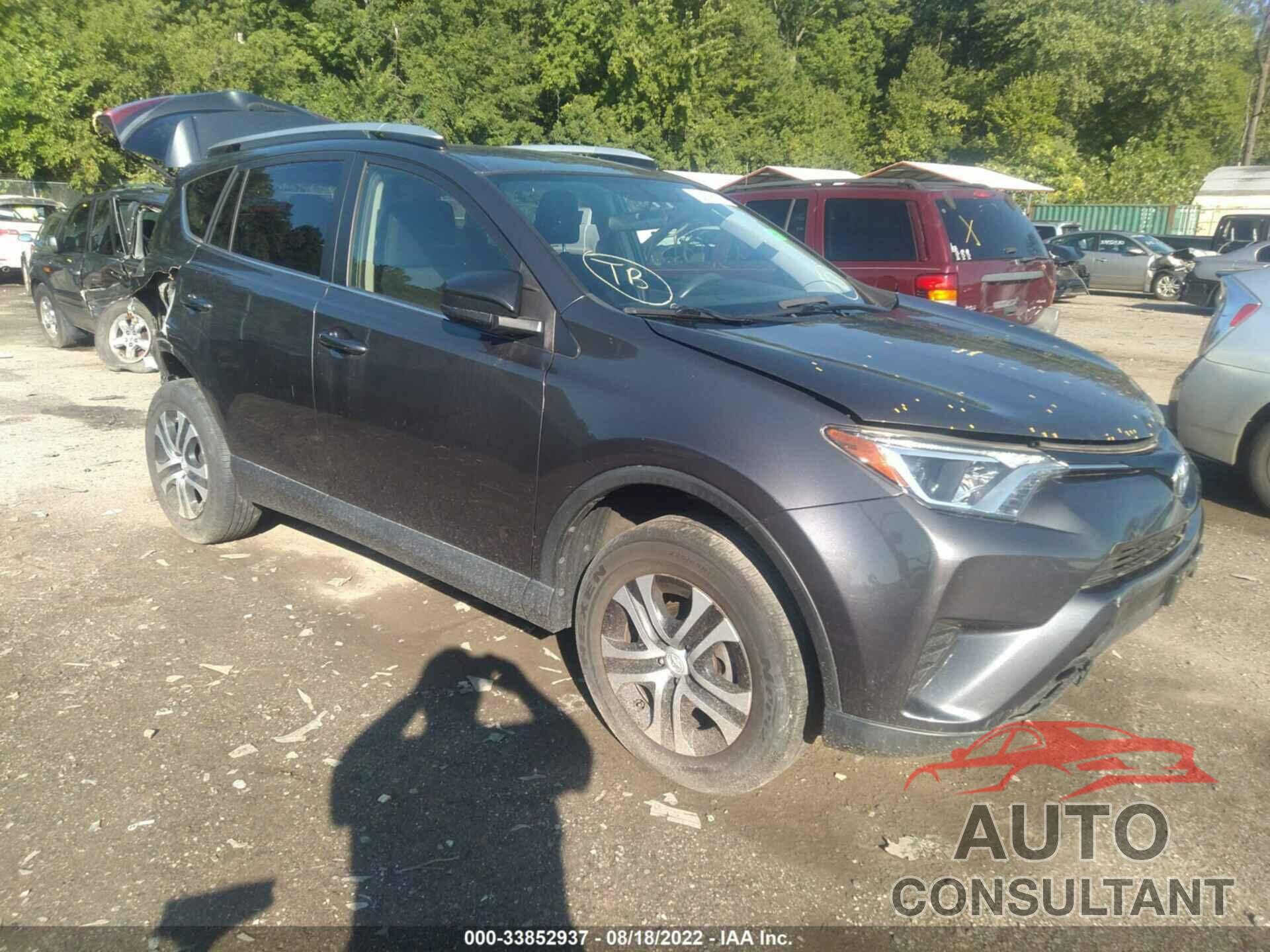 TOYOTA RAV4 2016 - JTMBFREV4GJ057256