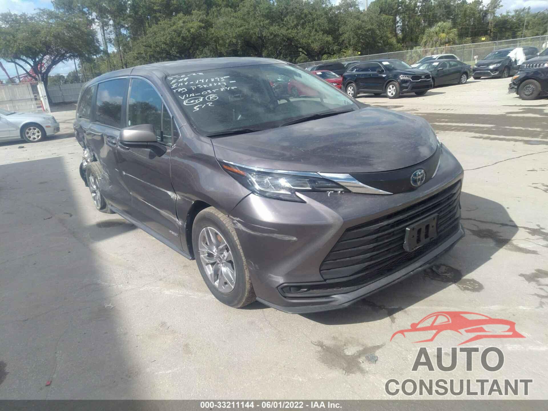 TOYOTA SIENNA 2021 - 5TDKRKEC7MS035845