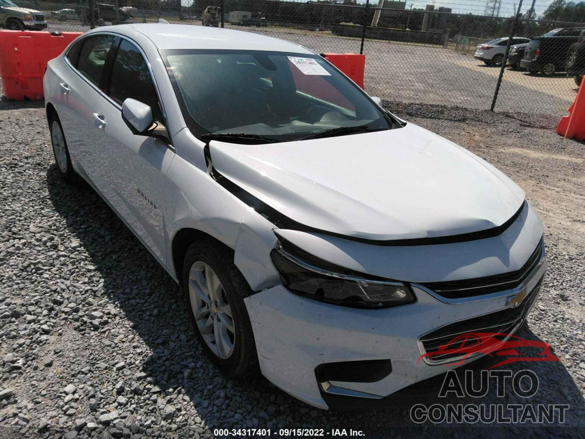 CHEVROLET MALIBU 2017 - 1G1ZE5ST2HF187630