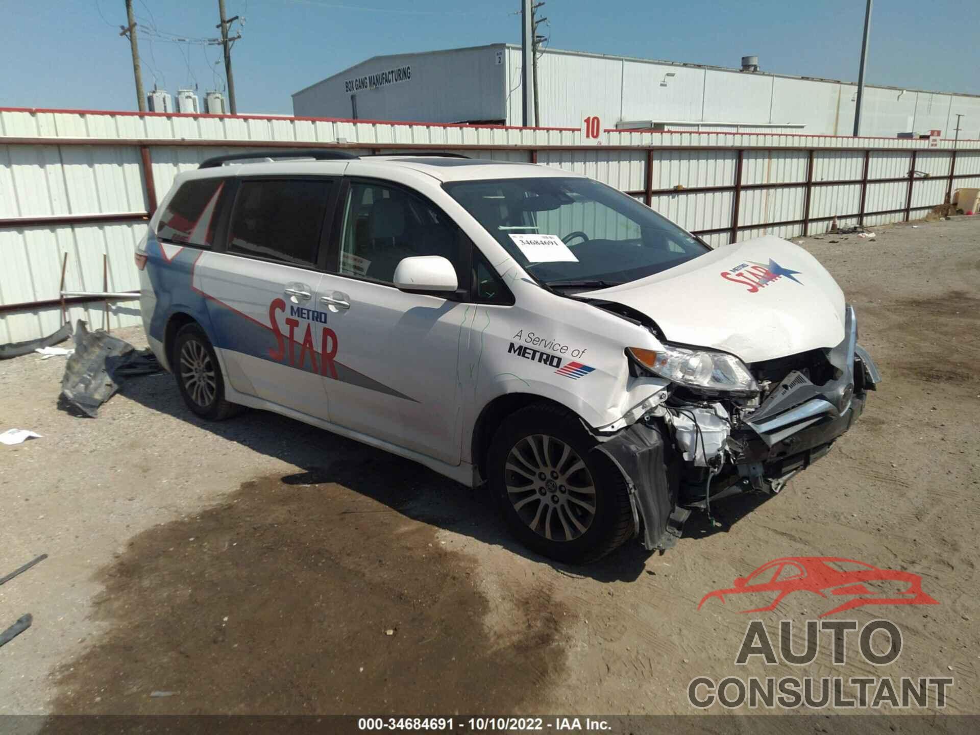 TOYOTA SIENNA 2019 - 5TDYZ3DC3KS015719