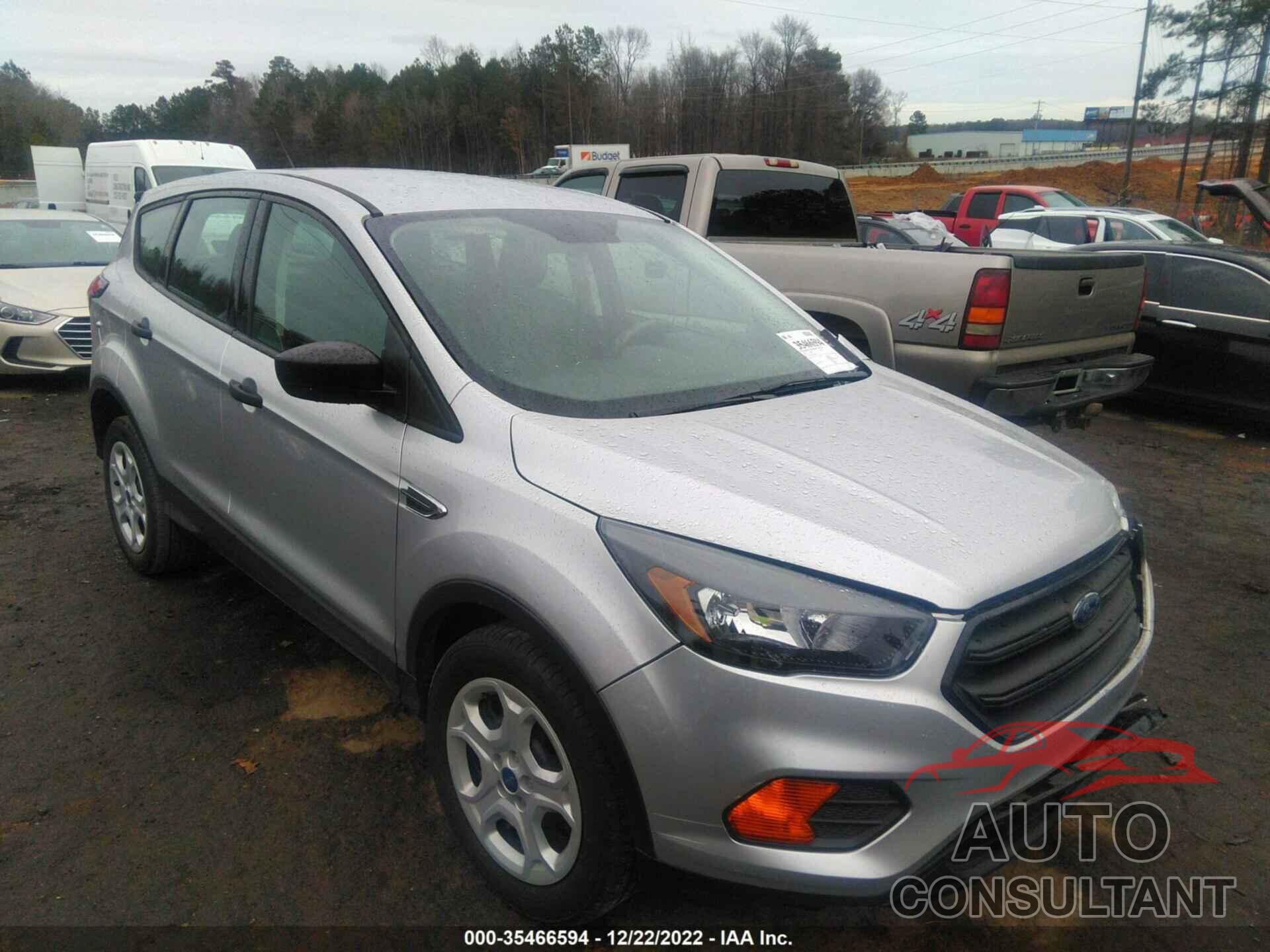 FORD ESCAPE 2019 - 1FMCU0F71KUB46128