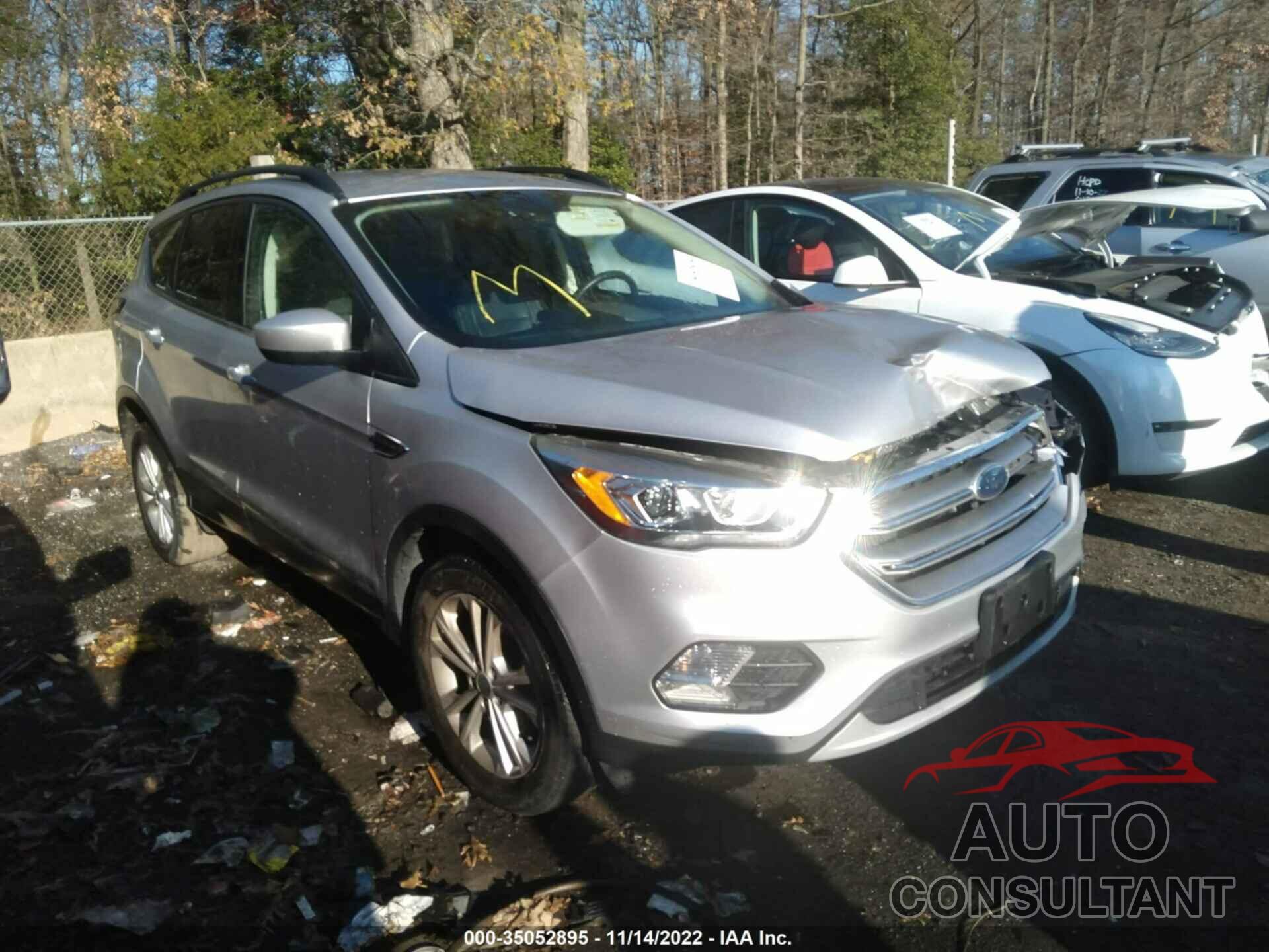 FORD ESCAPE 2017 - 1FMCU9GD9HUC41182