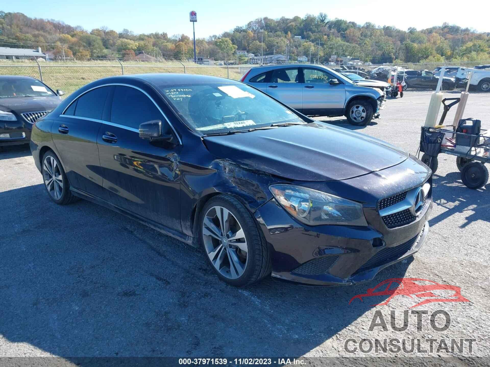 MERCEDES-BENZ CLA 250 2016 - WDDSJ4EB6GN321535
