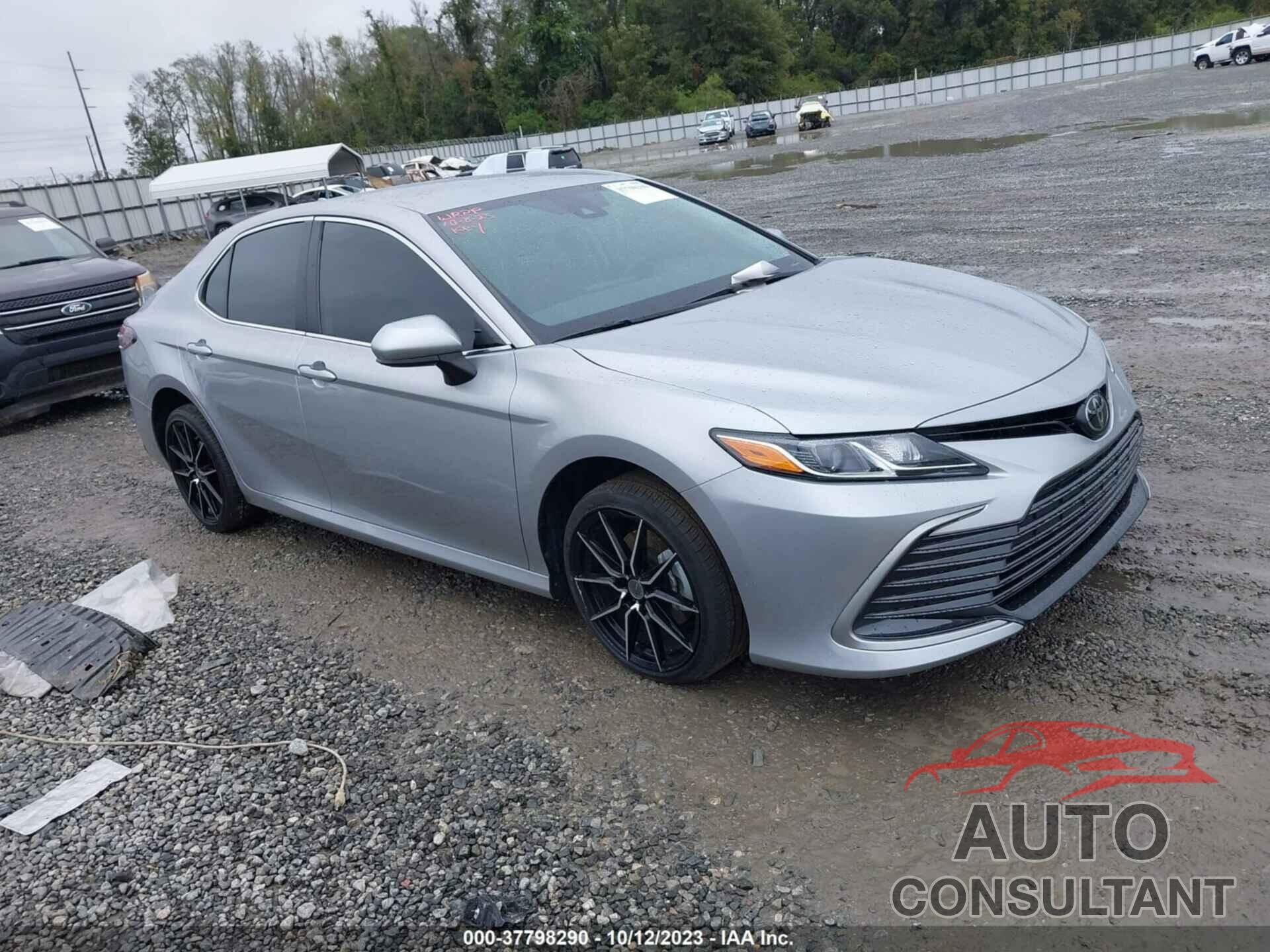 TOYOTA CAMRY 2022 - 4T1C11AKXNU035740