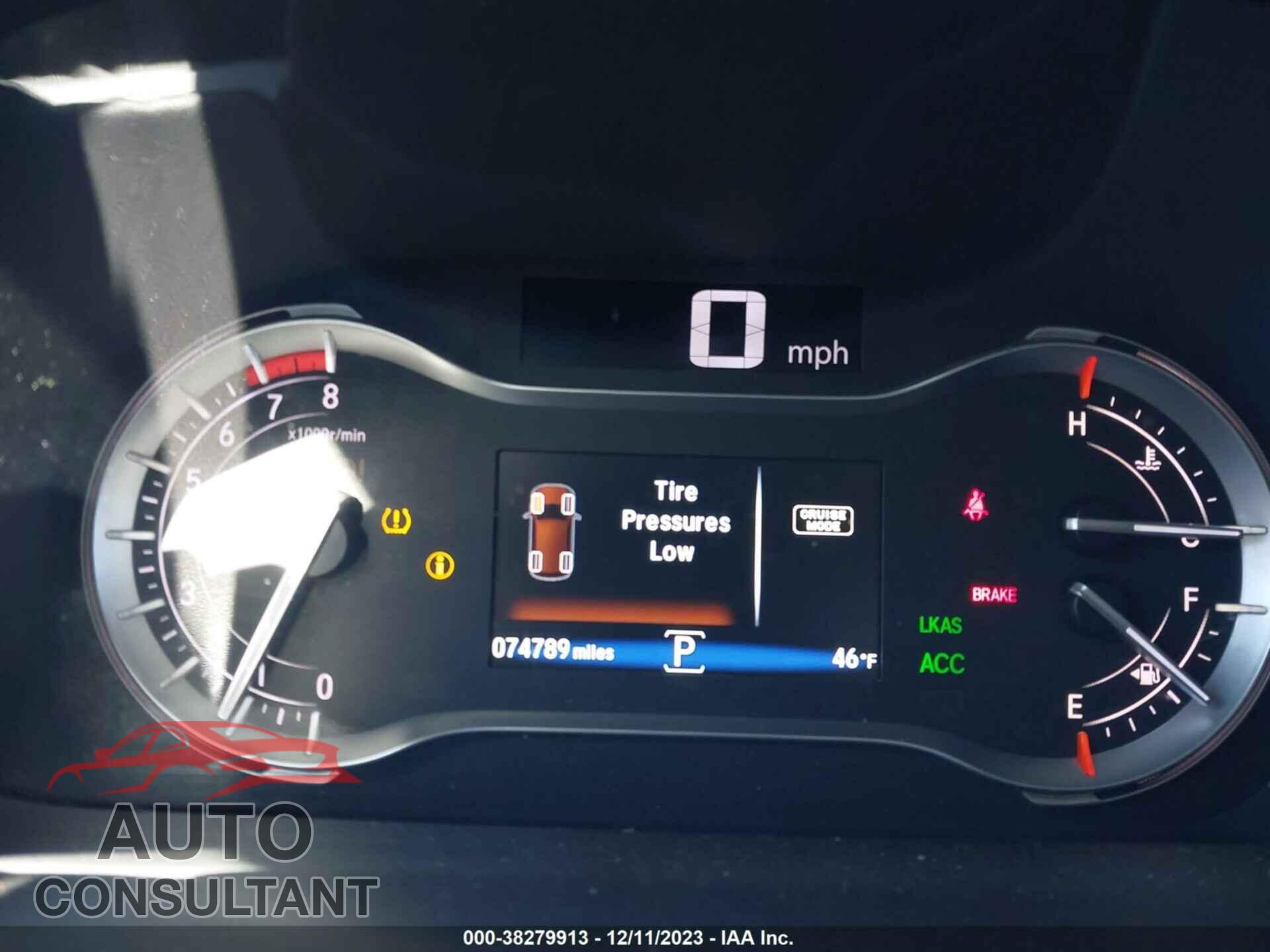 HONDA PILOT 2017 - 5FNYF5H96HB036385